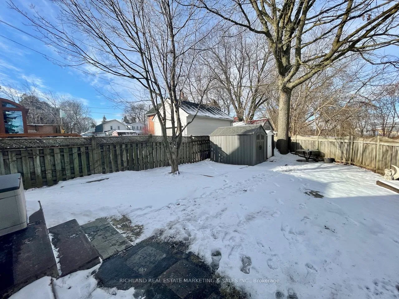 Photo 3 of 238 Adelaide Street E, Oshawa, O'Neill — HOMEH