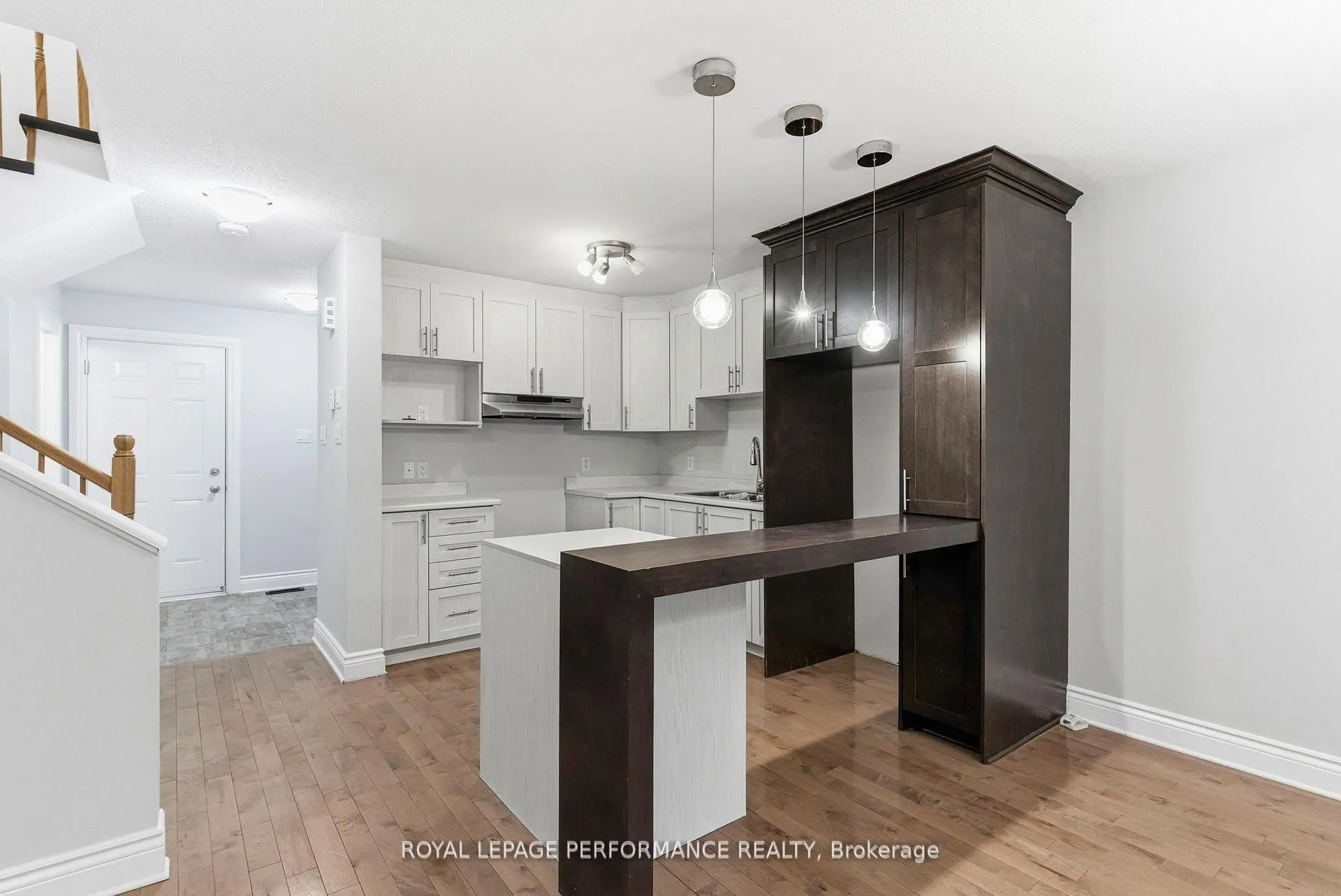 Photo 9 of 1154 Clement Court, Cornwall — HOMEH