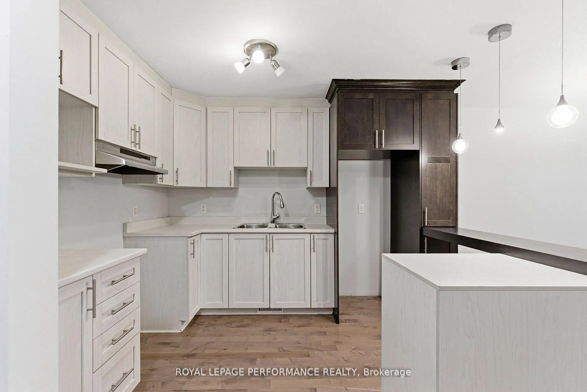 Photo 11 of 1154 Clement Court, Cornwall — HOMEH