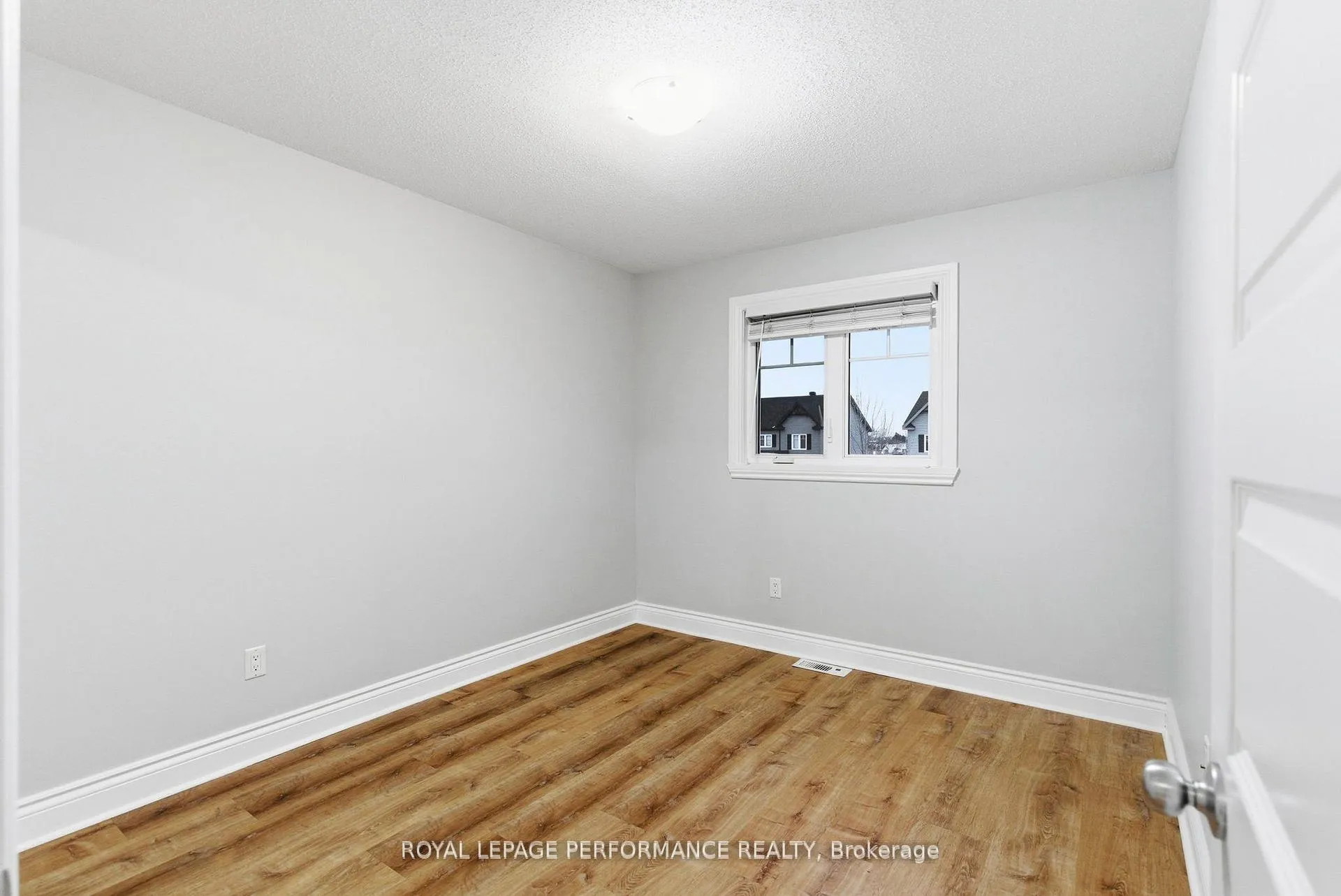 Photo 28 of 1154 Clement Court, Cornwall — HOMEH
