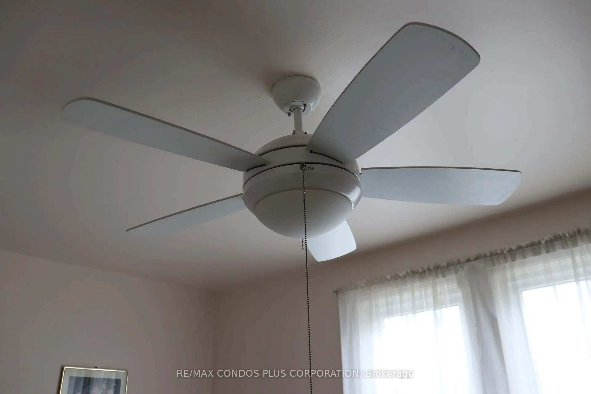 Photo 6 of 31 Rusholme Drive, Toronto, Little Portugal — HOMEH
