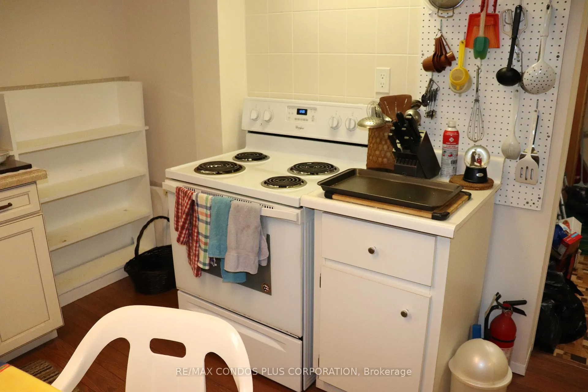 Photo 21 of 31 Rusholme Drive, Toronto, Little Portugal — HOMEH