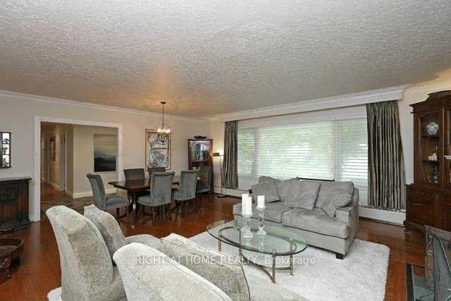 Photo 4 of 26 Sherwood Road E, Ajax, Central West — HOMEH