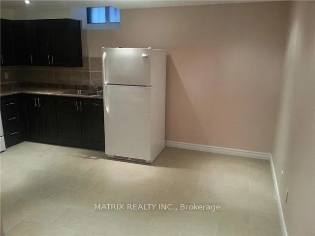 Photo 4 of 1602 Middleton Street, Pickering, Brock Ridge — HOMEH