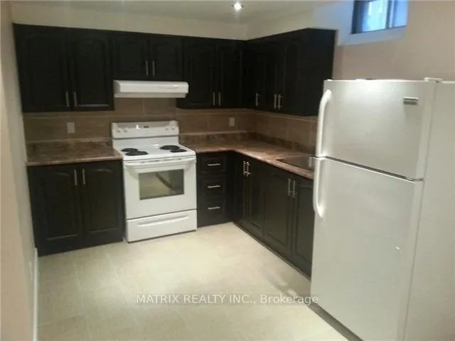 Photo 5 of 1602 Middleton Street, Pickering, Brock Ridge — HOMEH