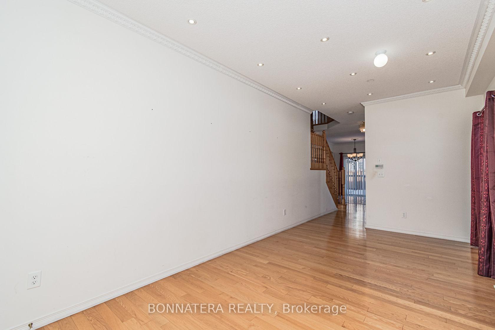 Photo 9 of 4235 Fuller Crescent, Burlington, Alton — HOMEH