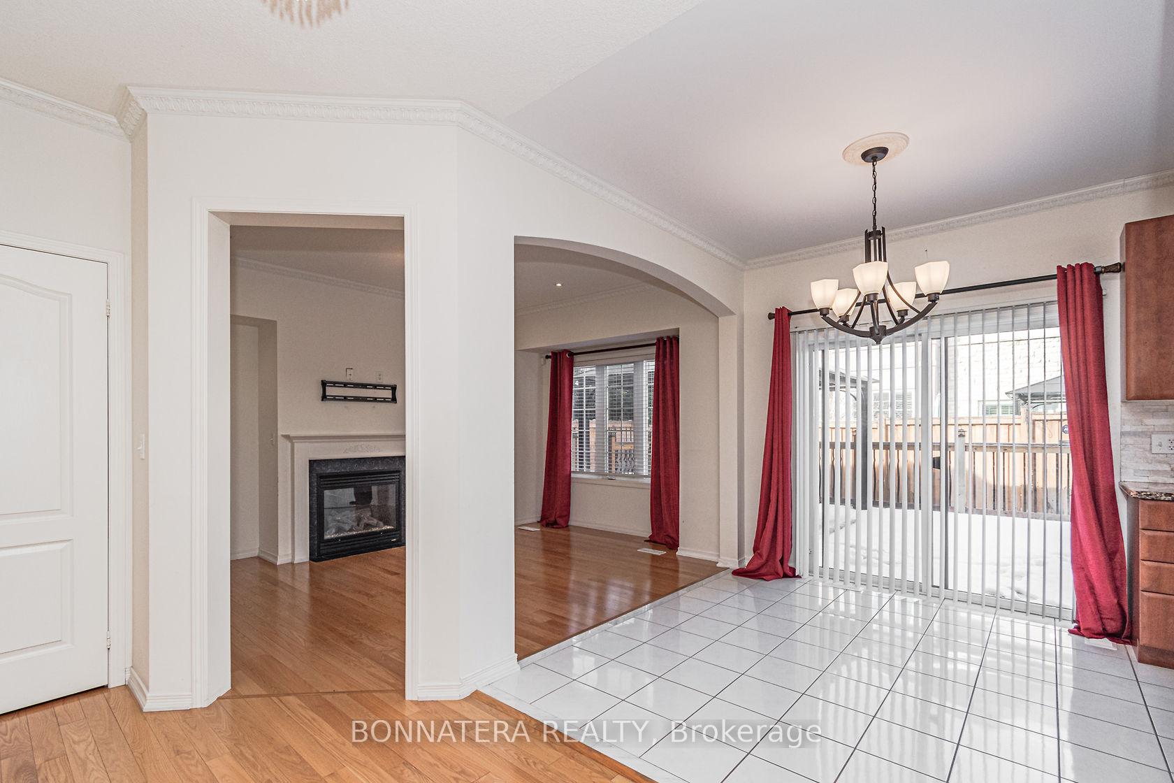 Photo 10 of 4235 Fuller Crescent, Burlington, Alton — HOMEH