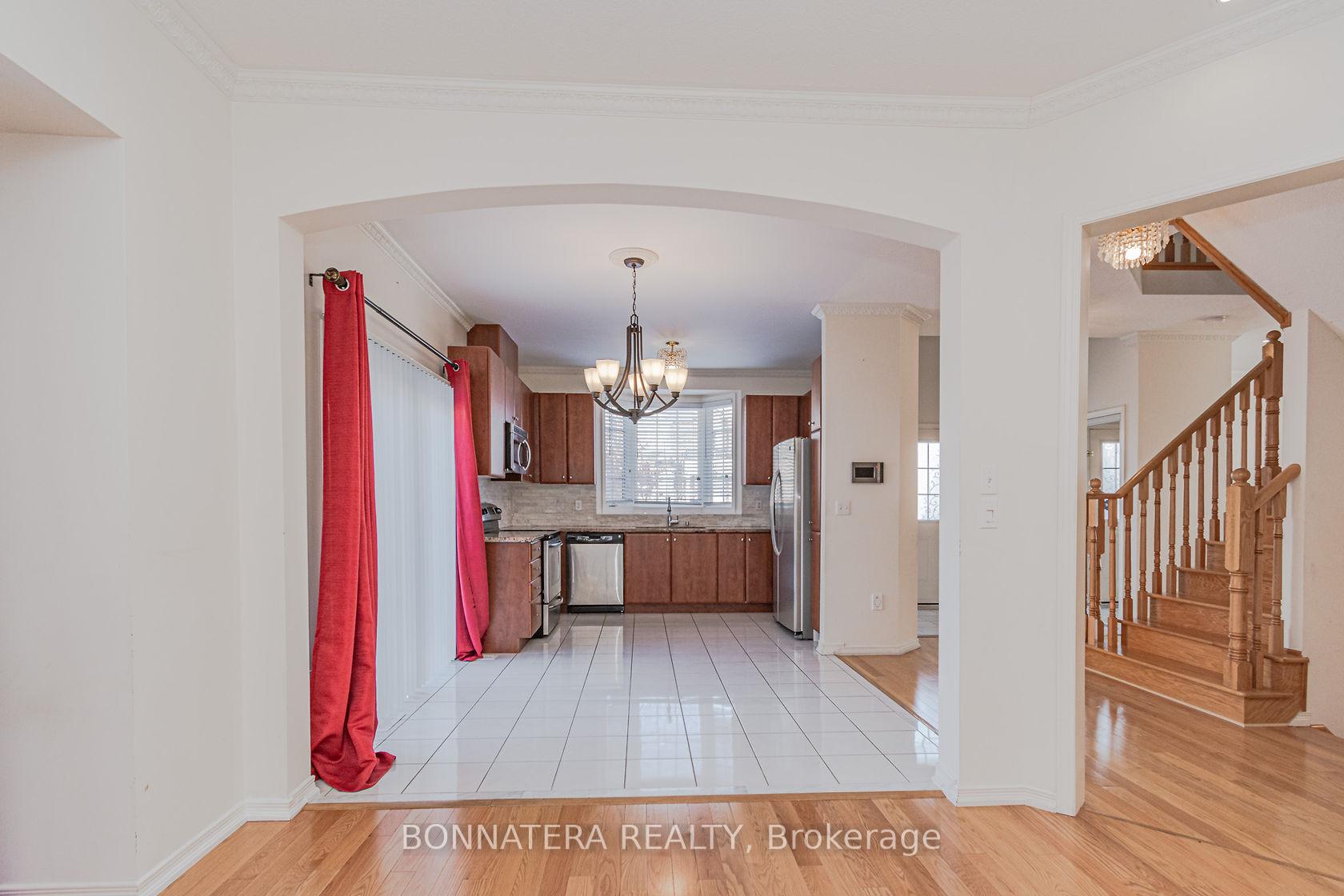 Photo 13 of 4235 Fuller Crescent, Burlington, Alton — HOMEH