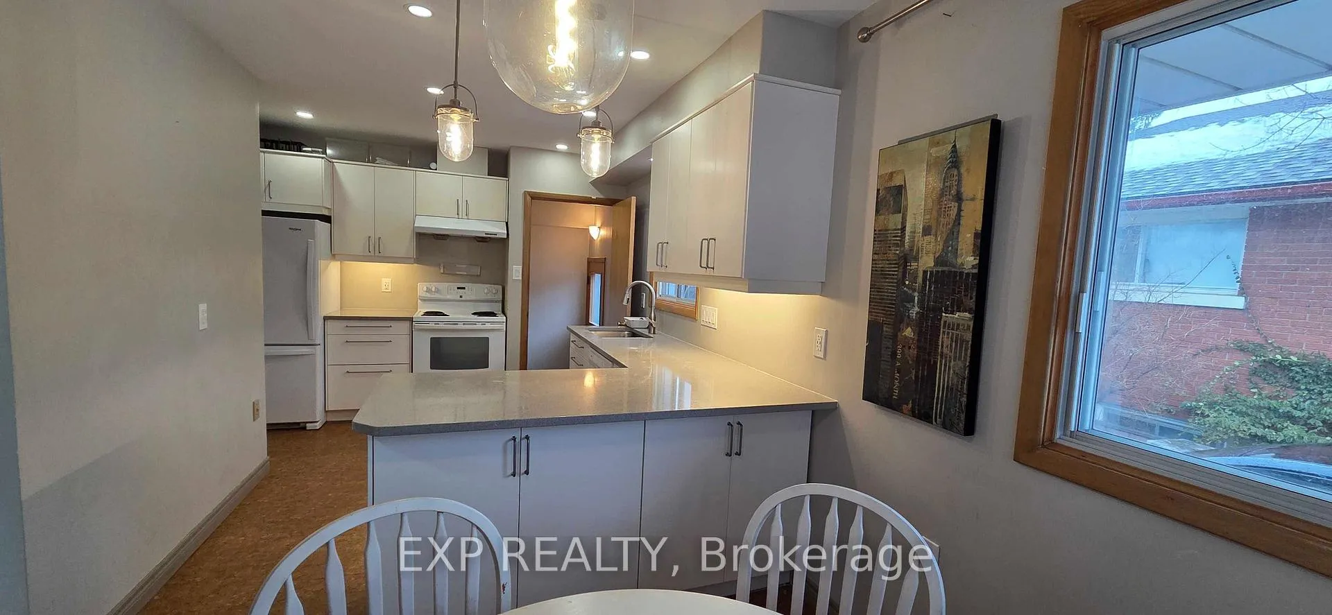 Photo 6 of Unit A, 46 Munroe Street, Kitchener — HOMEH