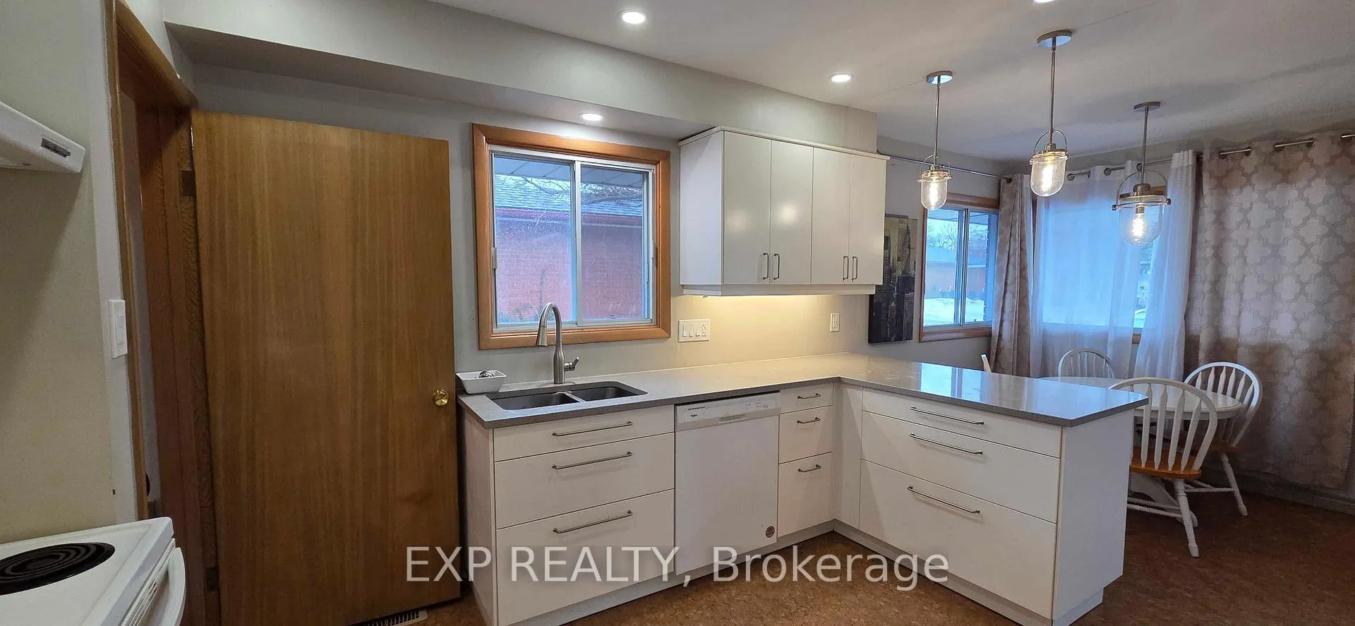 Photo 7 of Unit A, 46 Munroe Street, Kitchener — HOMEH