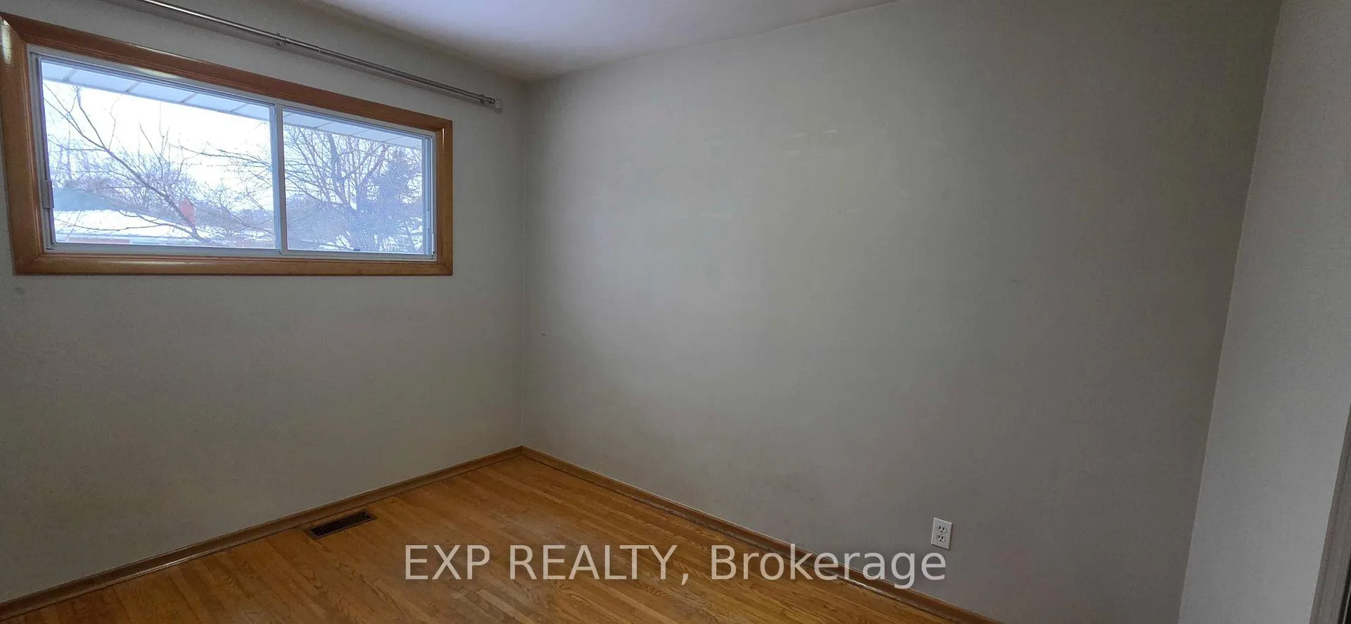 Photo 10 of Unit A, 46 Munroe Street, Kitchener — HOMEH
