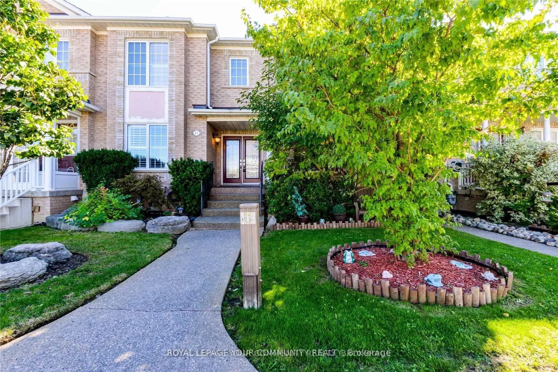 Photo 1 of 21 Elderbrook Crescent, Vaughan, Patterson — HOMEH