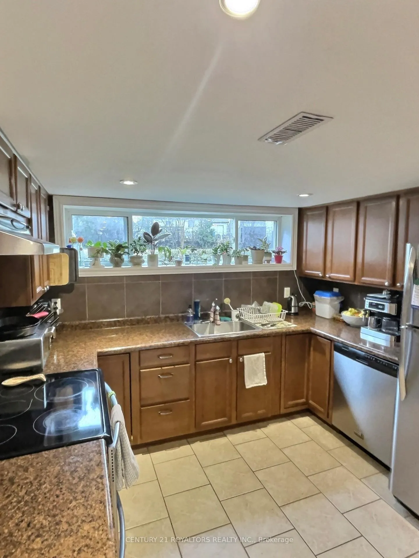 Photo 6 of Unit Bsmt, 125 Woodhaven Road, Kitchener — HOMEH