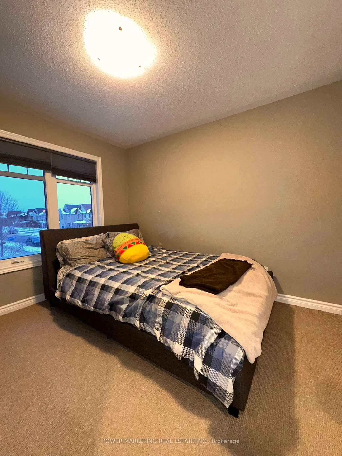 Photo 12 of 124 Nacarat Street, Ottawa, Avalon West — HOMEH