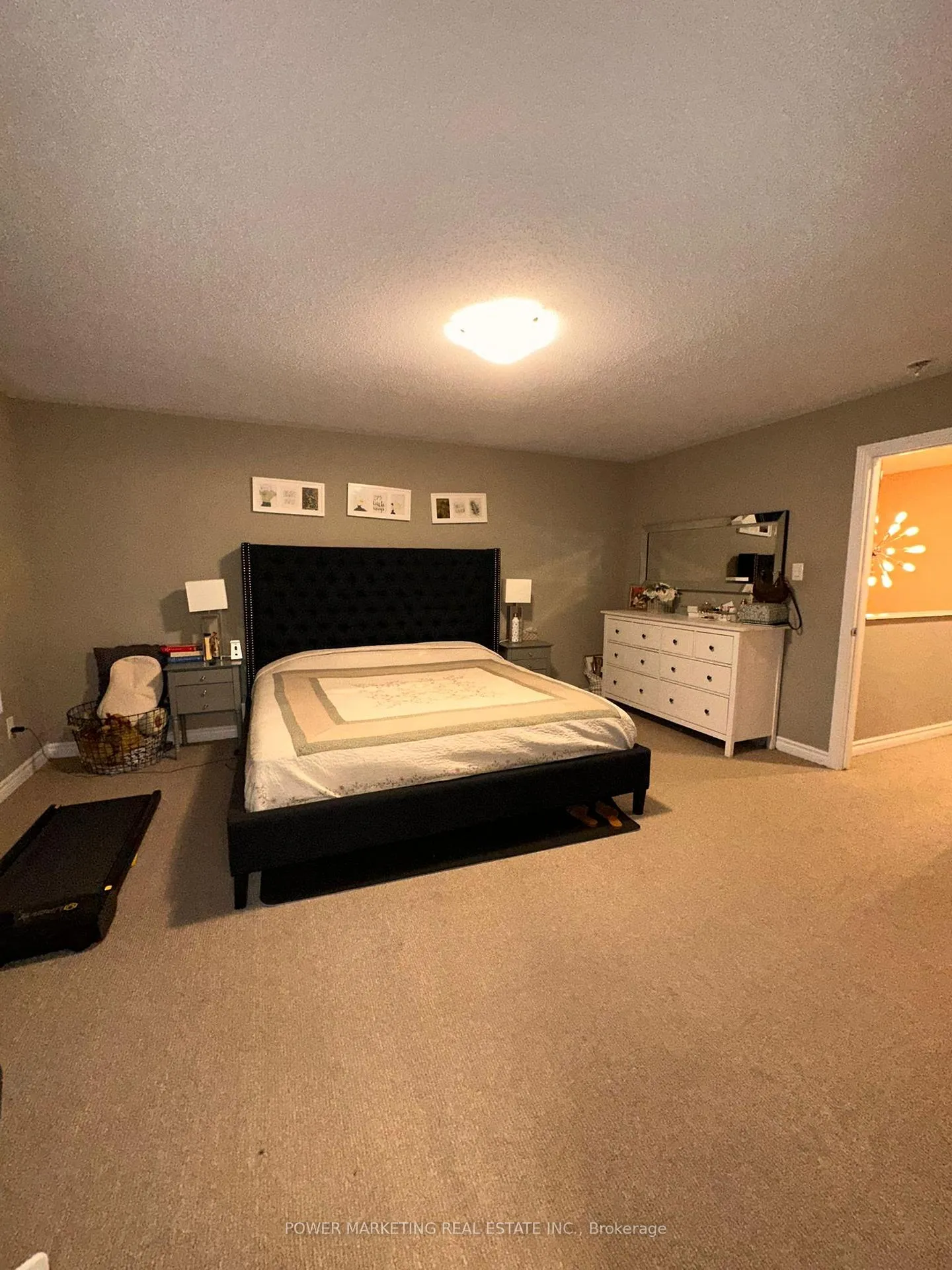 Photo 13 of 124 Nacarat Street, Ottawa, Avalon West — HOMEH