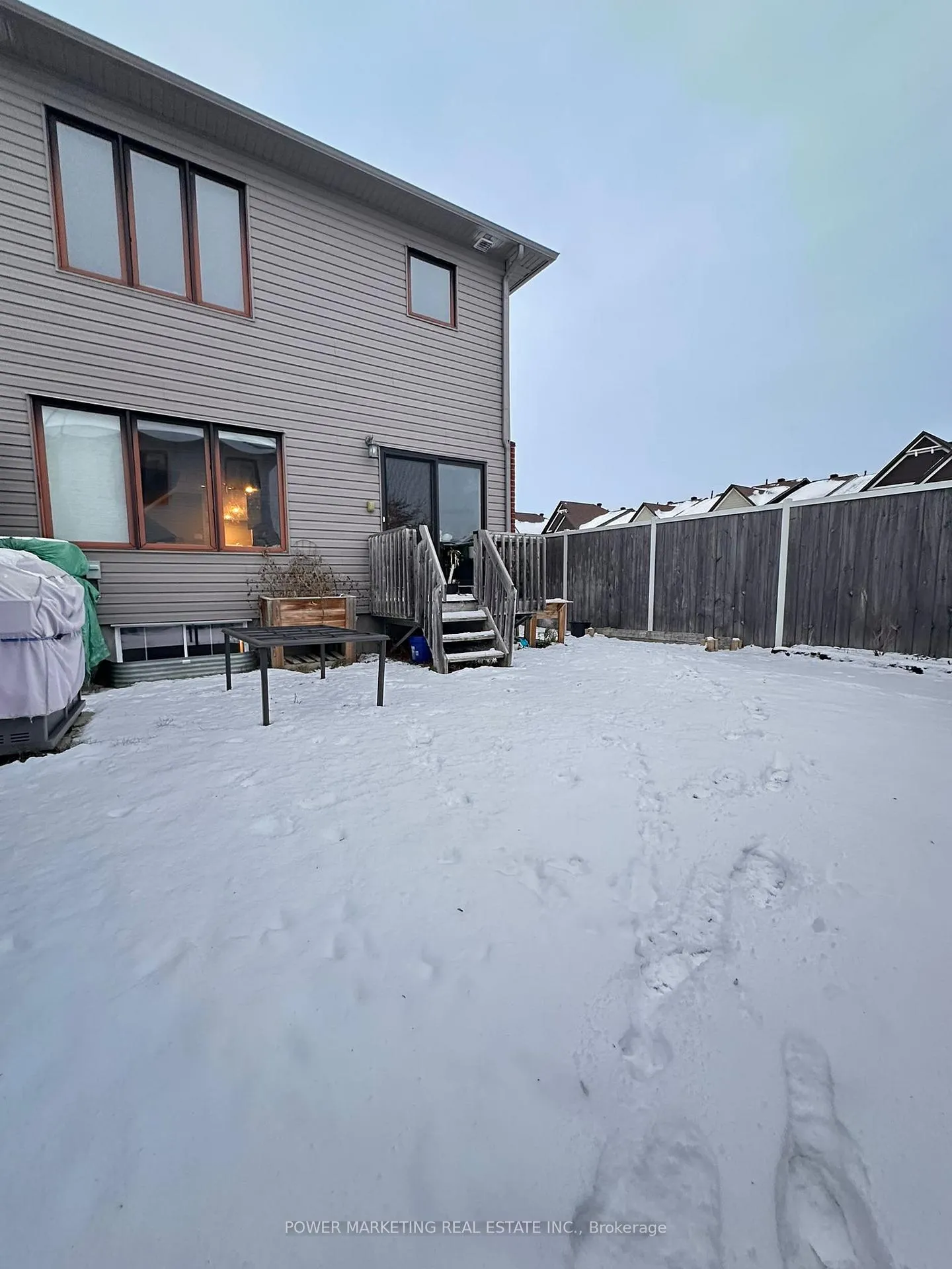 Photo 18 of 124 Nacarat Street, Ottawa, Avalon West — HOMEH