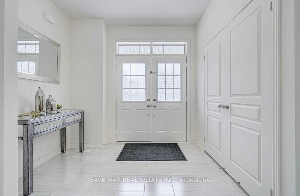 Photo 2 of 27 Haverstock Crescent, Brampton, Northwest Brampton — HOMEH