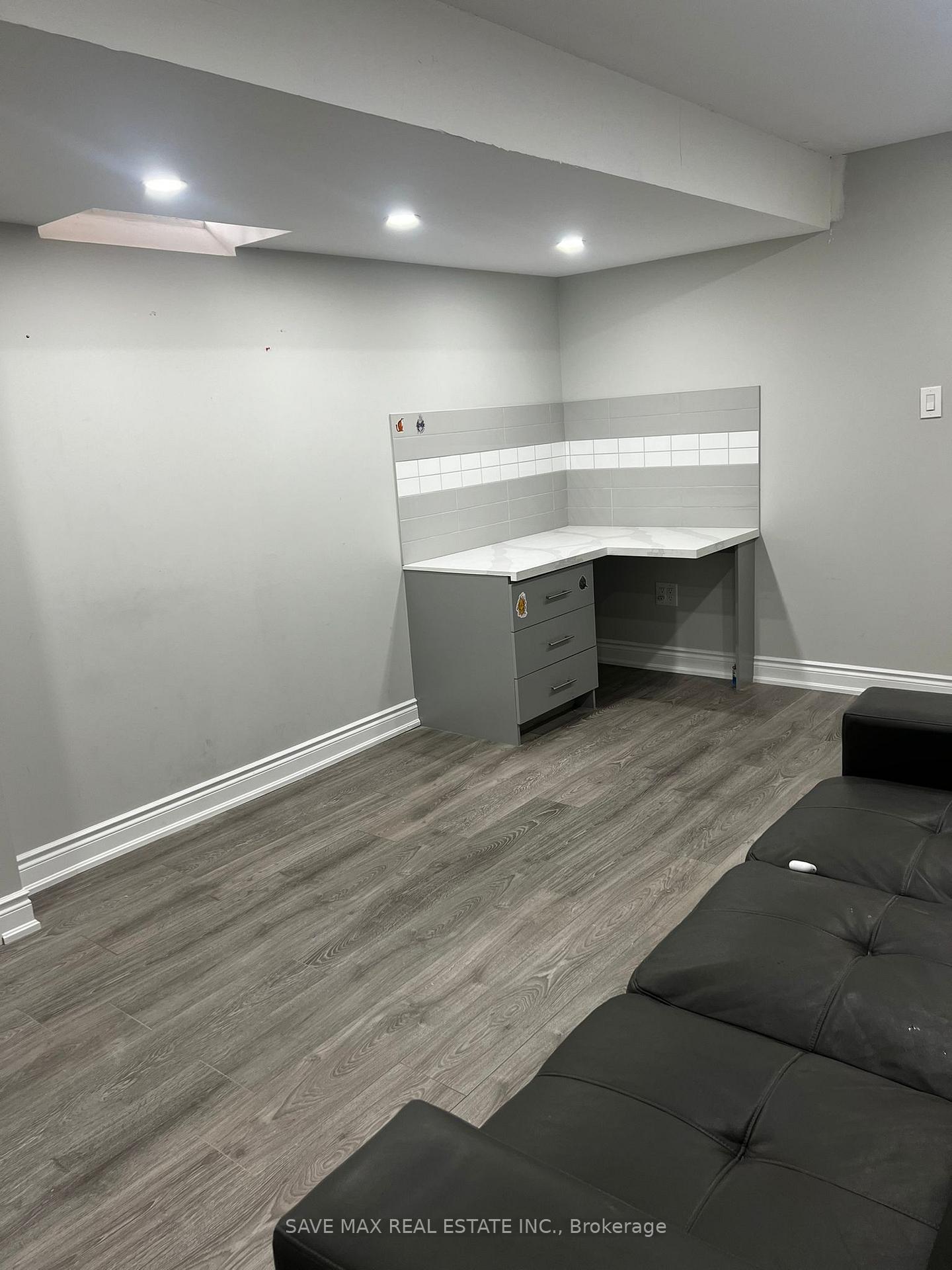 Photo 23 of 27 Haverstock Crescent, Brampton, Northwest Brampton — HOMEH