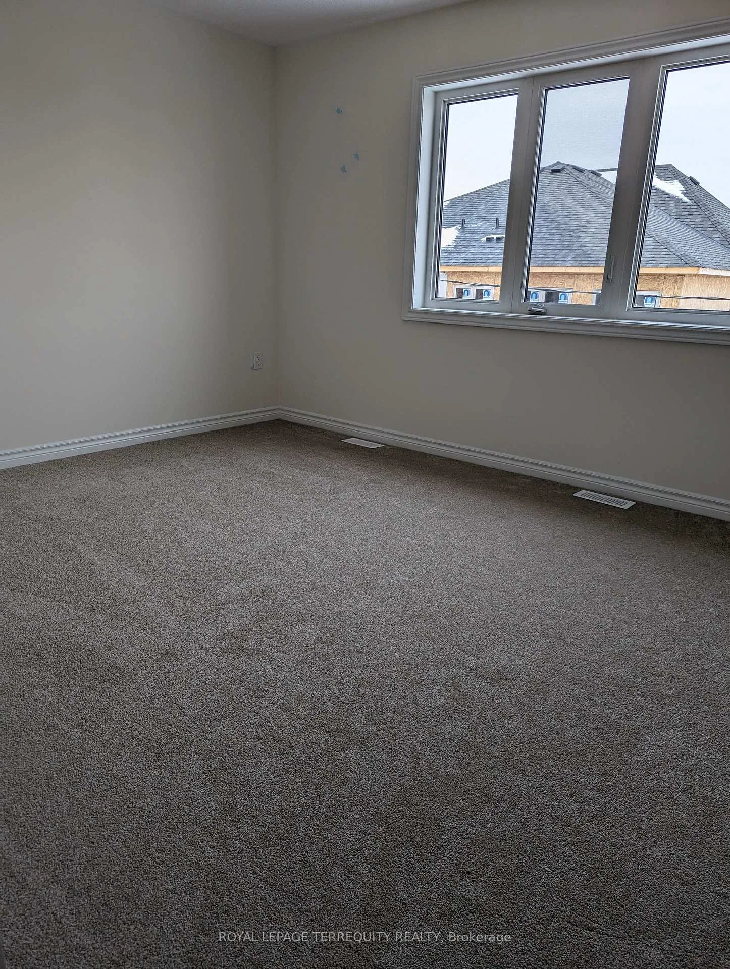 Photo 7 of 2523 Athena Path, Pickering, Rural Pickering — HOMEH