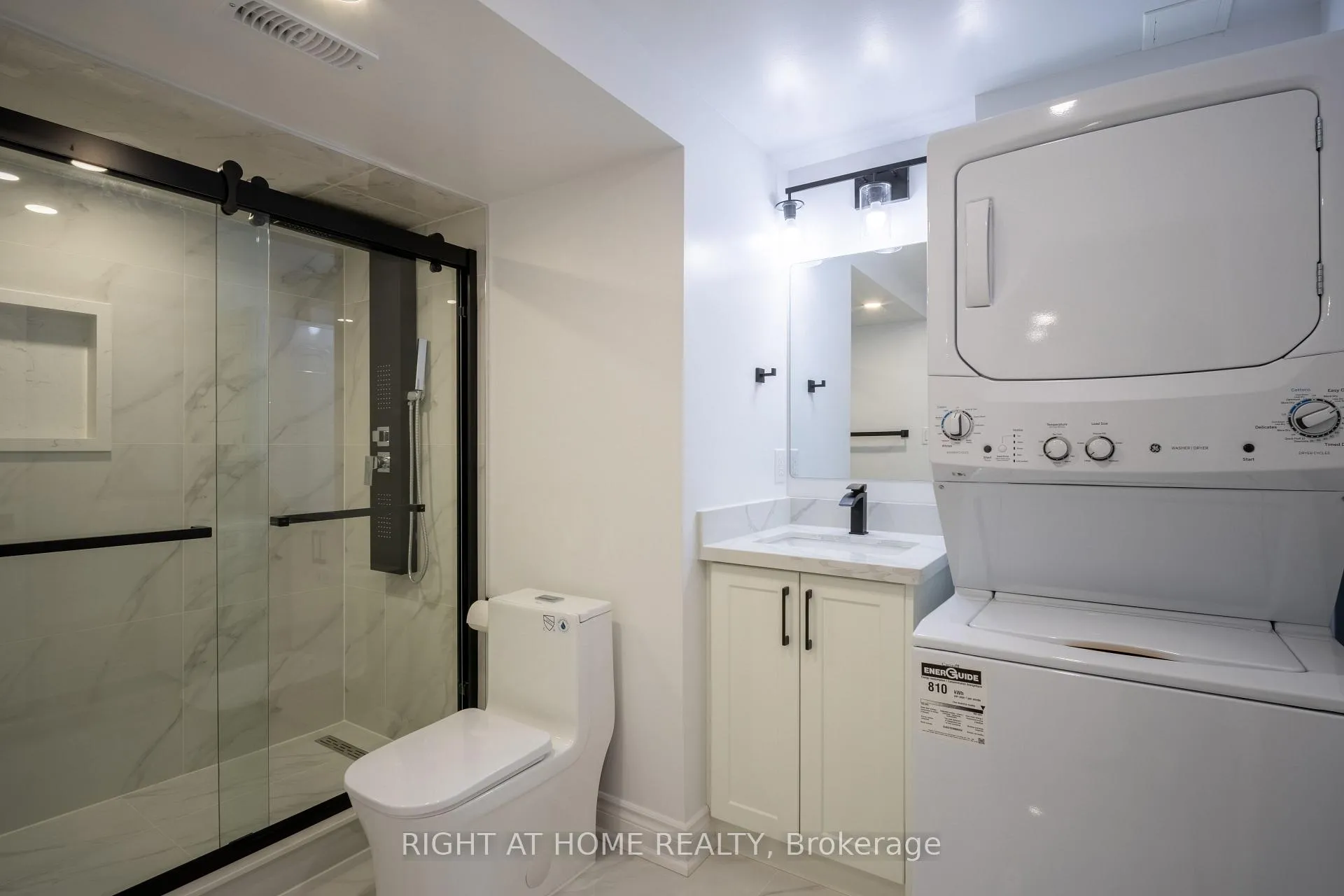 Photo 9 of 4 Searell Avenue, Ajax, Northwest Ajax — HOMEH
