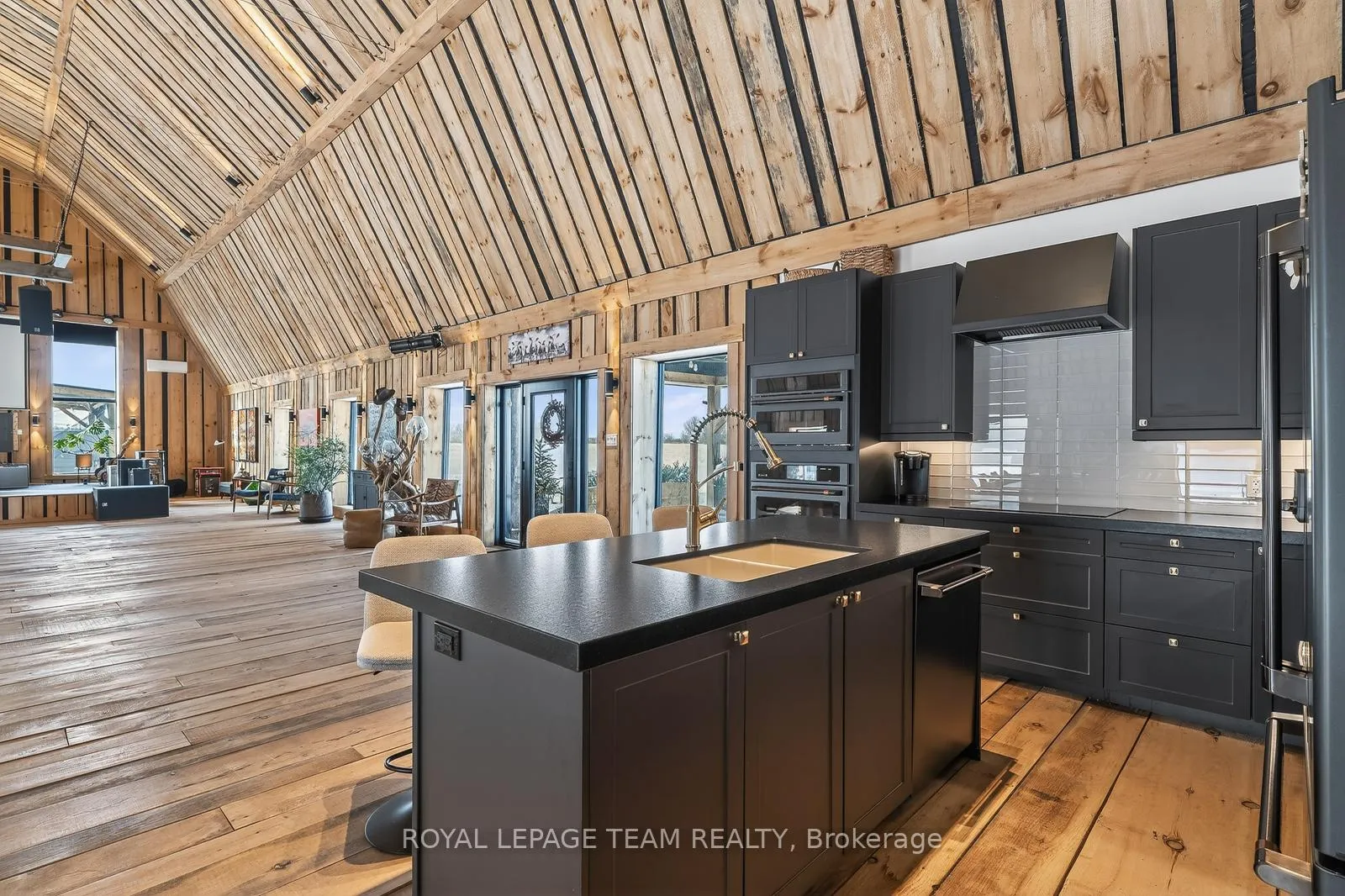 Photo 10 of 877 Huntmar Drive, Ottawa, Kanata - Kanata Lakes/Heritage Hills — HOMEH