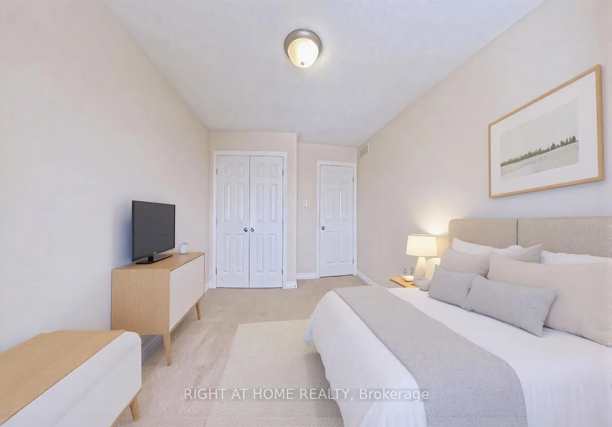 Photo 14 of 126 Flat Sedge Crescent E, Ottawa, Blossom Park/Kemp Park/Findlay Creek — HOMEH