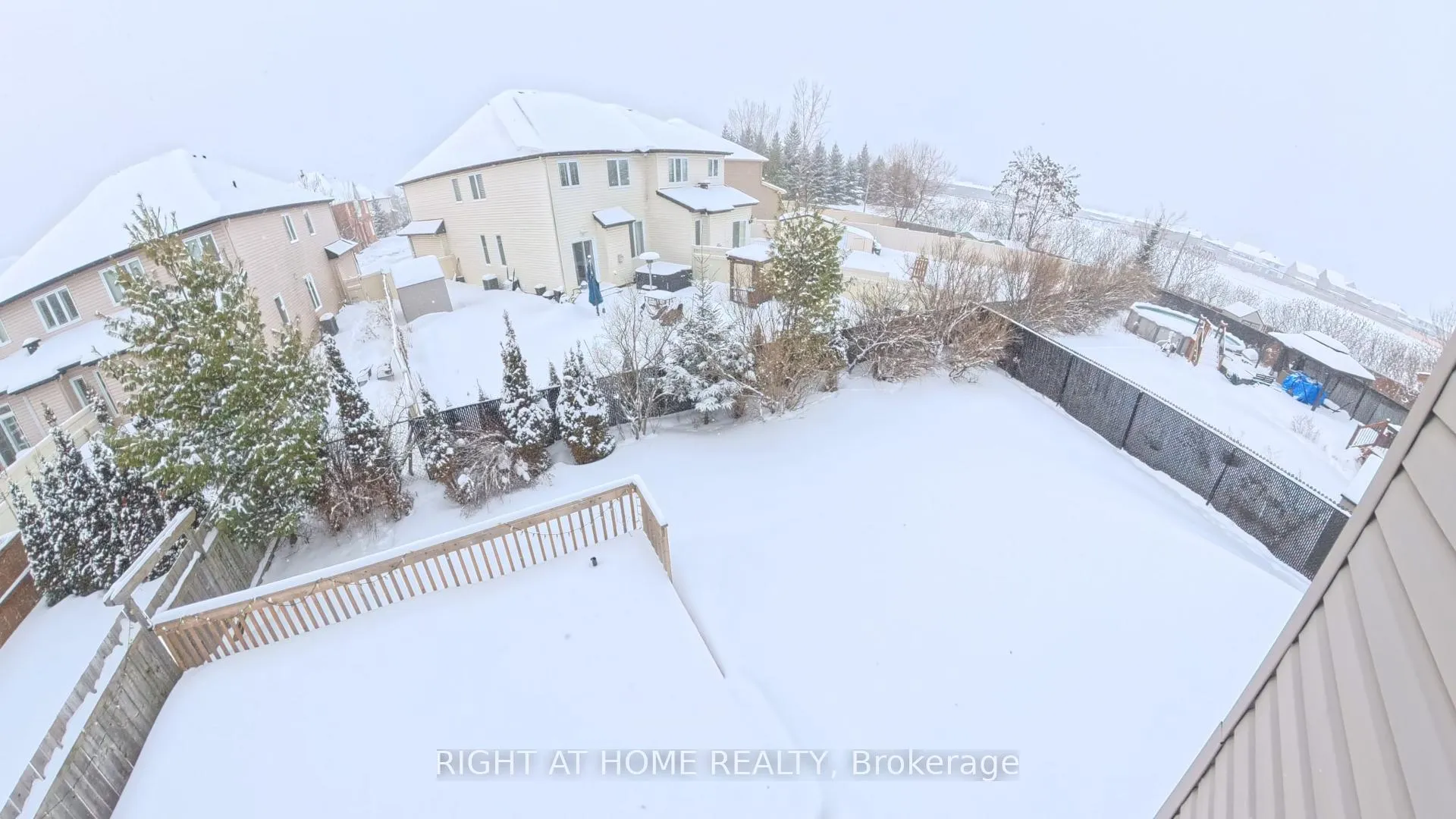 Photo 27 of 126 Flat Sedge Crescent E, Ottawa, Blossom Park/Kemp Park/Findlay Creek — HOMEH