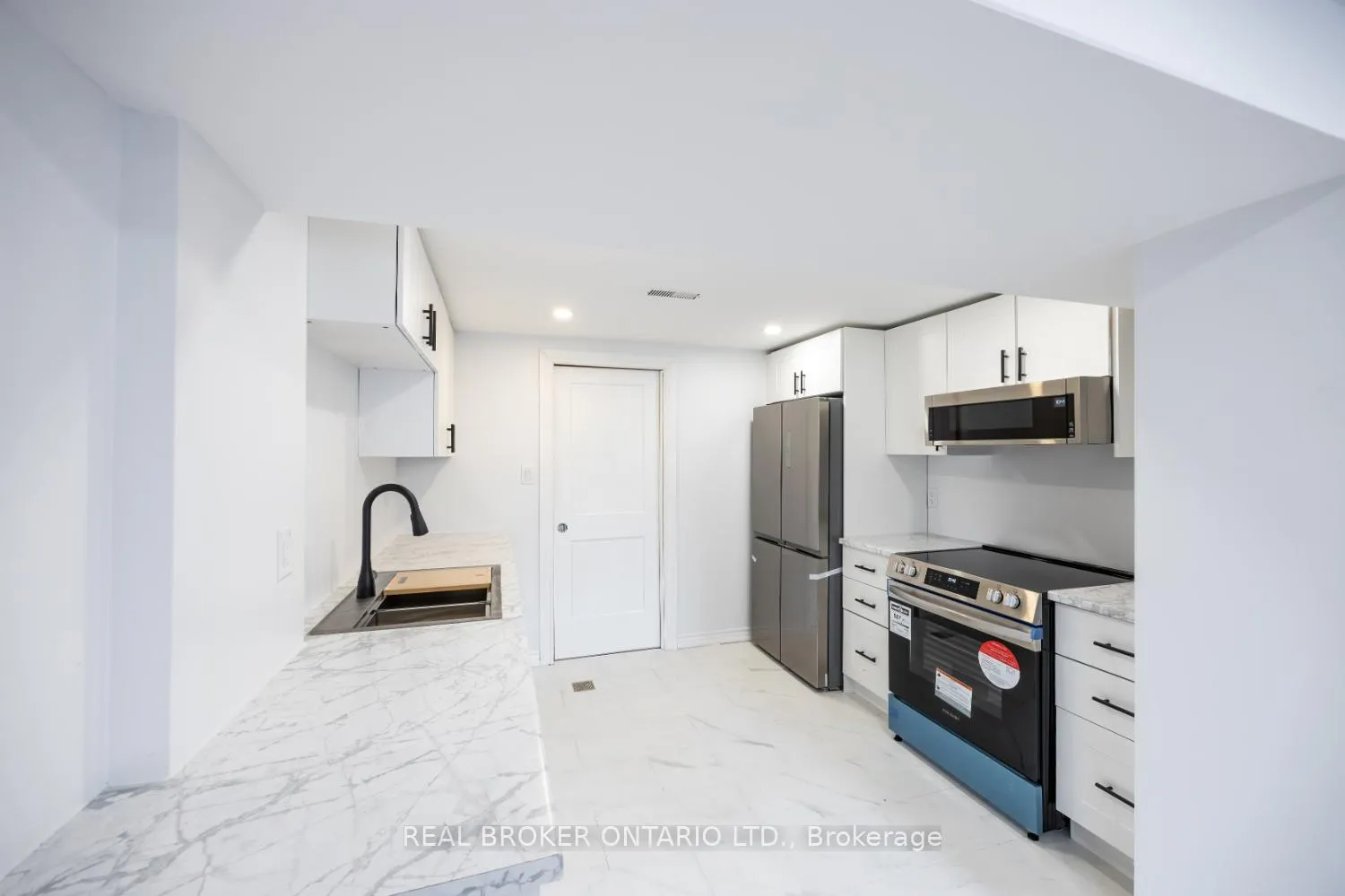Photo 8 of Unit Lower, 685 Emerson Avenue, Oshawa, Donevan — HOMEH