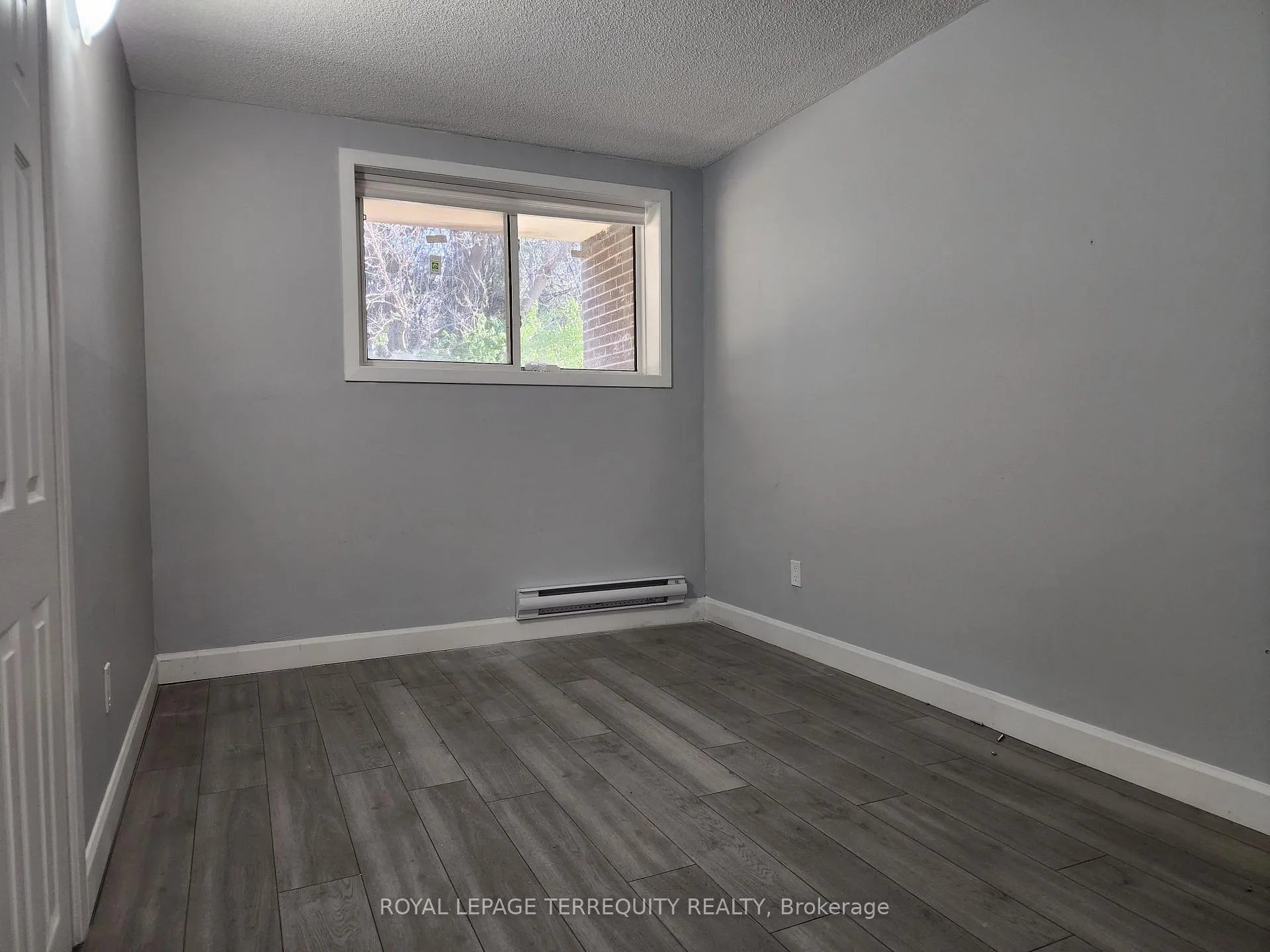 Photo 13 of Unit 1, 207 Trent Street E, Whitby, Downtown Whitby — HOMEH