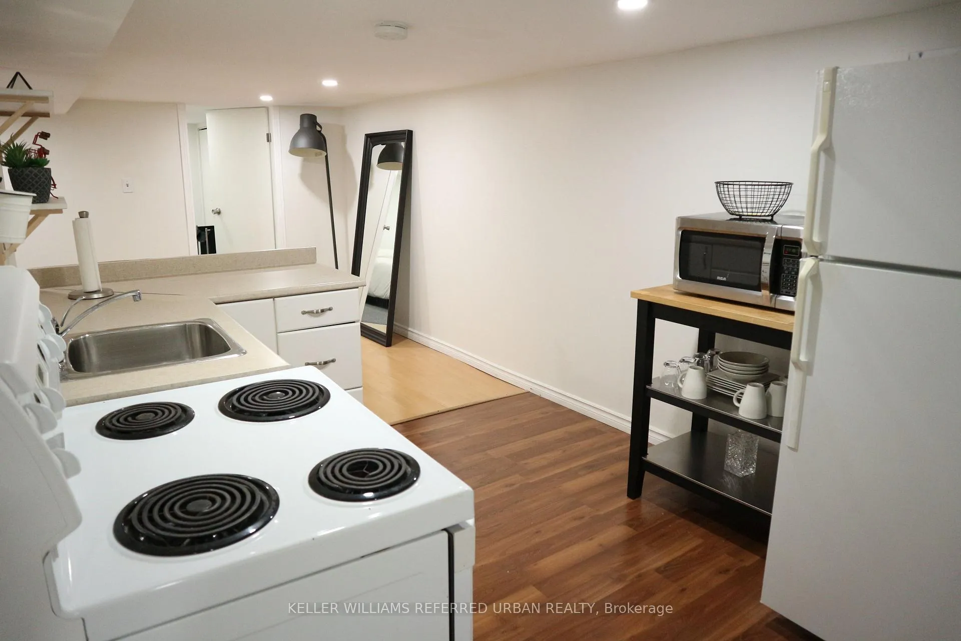 Photo 1 of Unit lower, 39 Darrell Avenue, Toronto, East End-Danforth — HOMEH