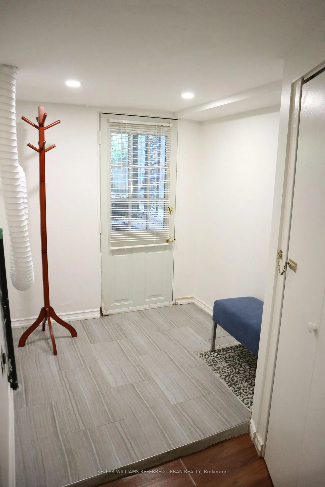Photo 3 of Unit lower, 39 Darrell Avenue, Toronto, East End-Danforth — HOMEH