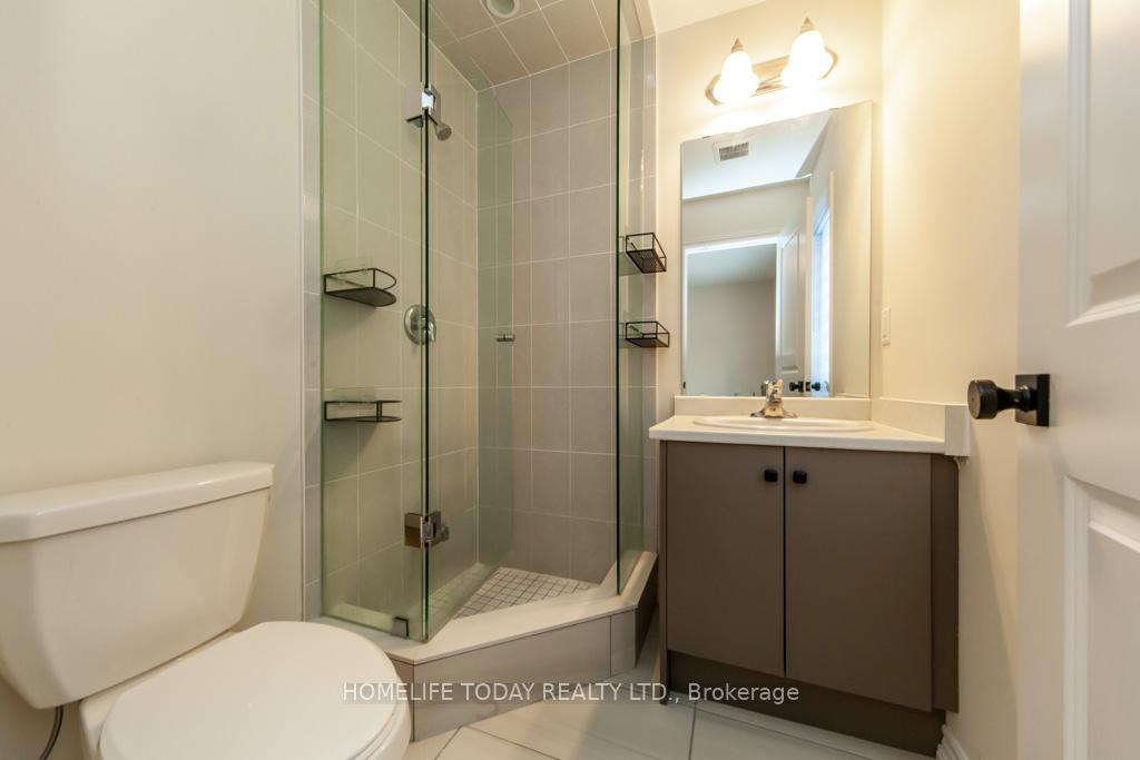 Photo 15 of 11 Senay Circle, Clarington, Courtice — HOMEH