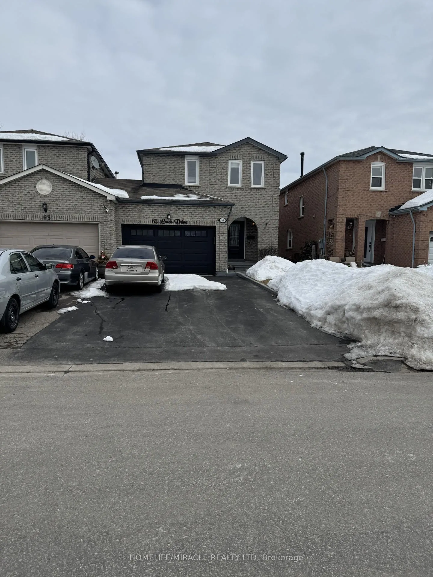 Photo 1 of 65 Leach Drive E, Ajax, South East — HOMEH