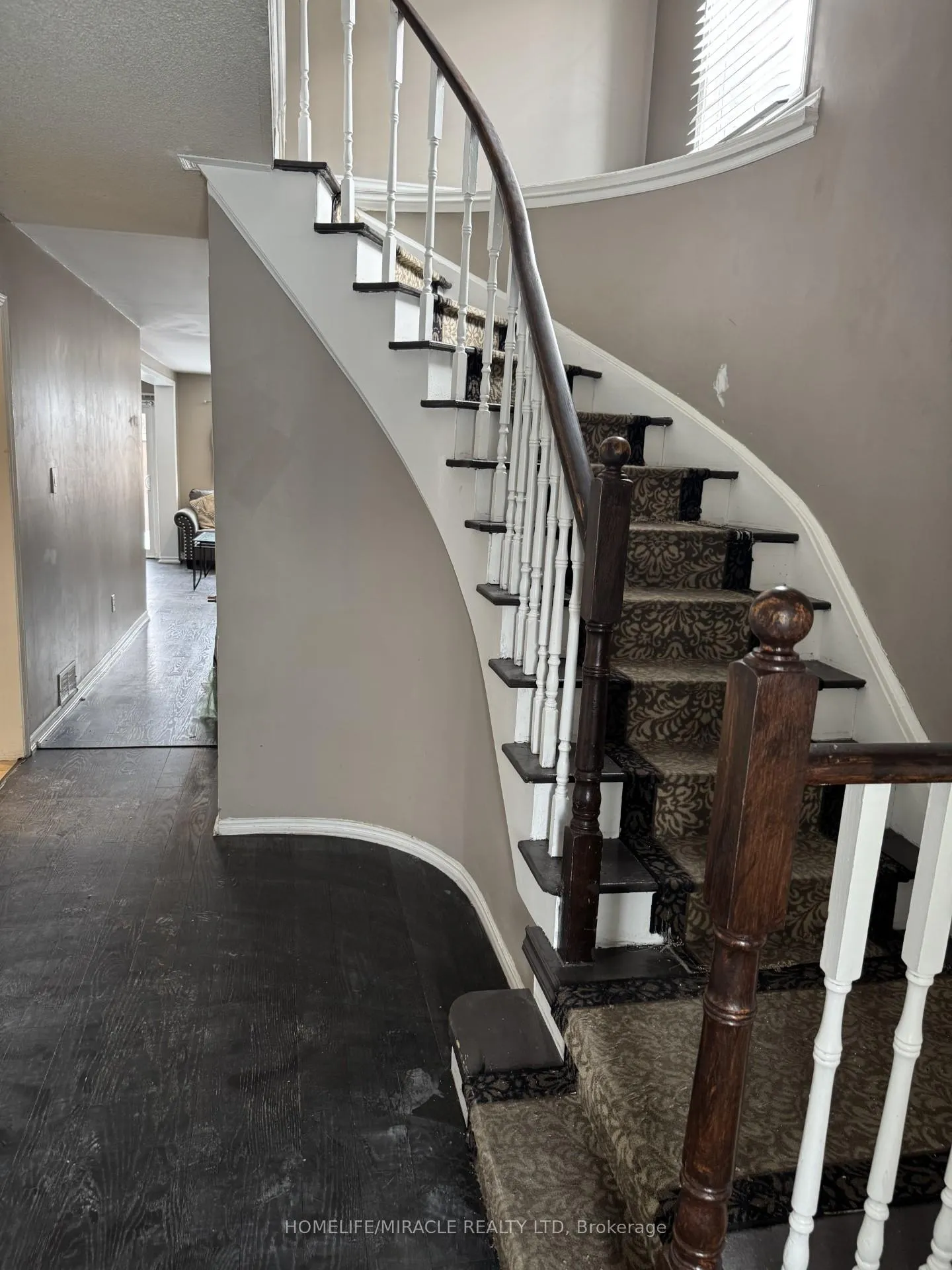 Photo 7 of 65 Leach Drive E, Ajax, South East — HOMEH