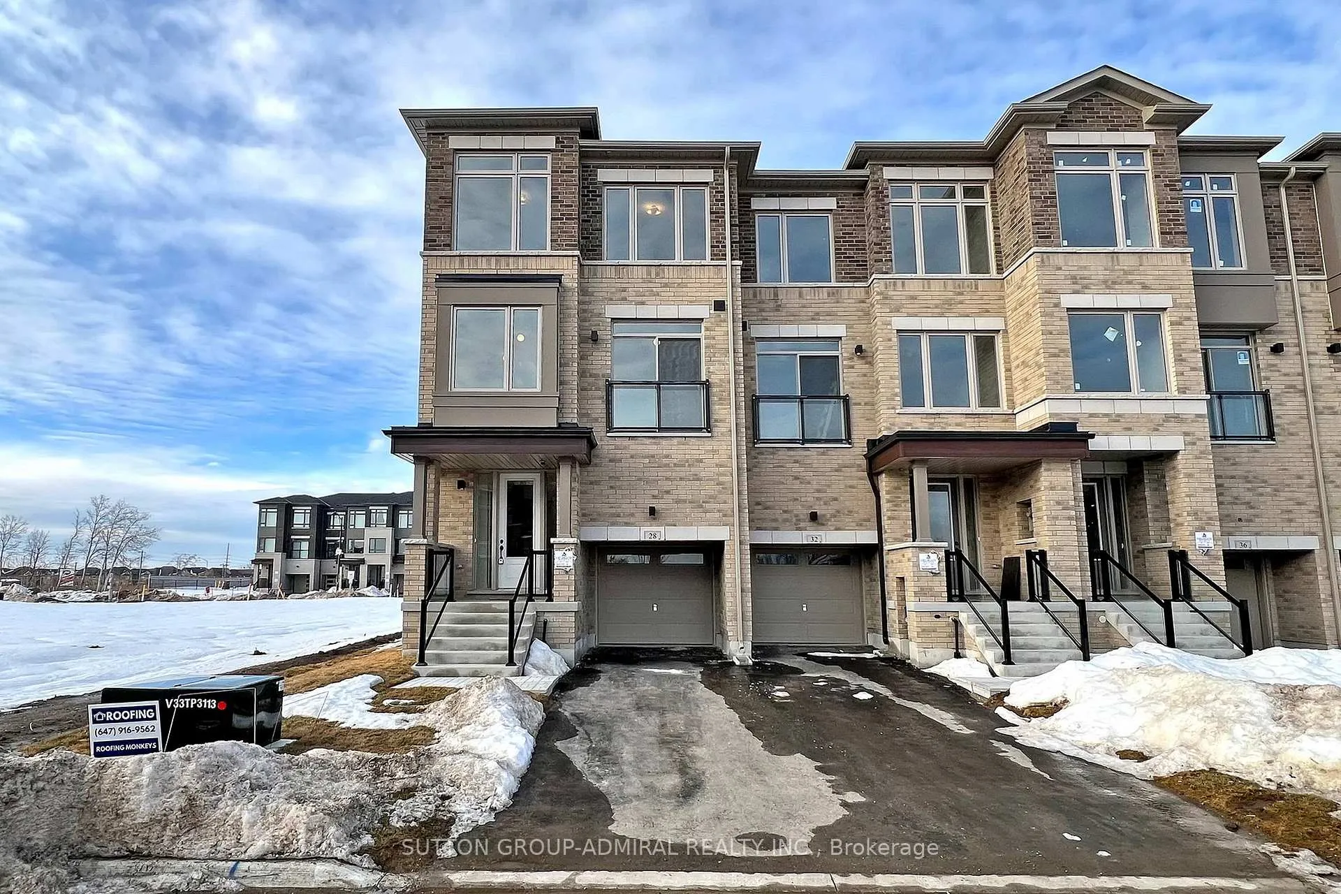 Photo 1 of 28 Tennant Circle, Vaughan, Vellore Village — HOMEH