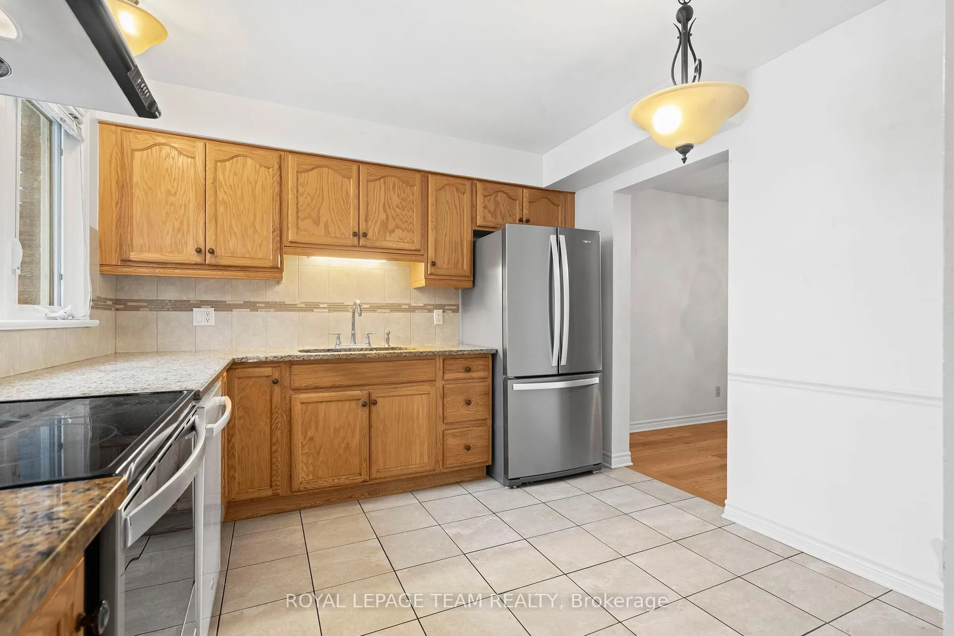 Photo 15 of 2534 Southvale Crescent, Ottawa, Sheffield Glen/Industrial Park — HOMEH