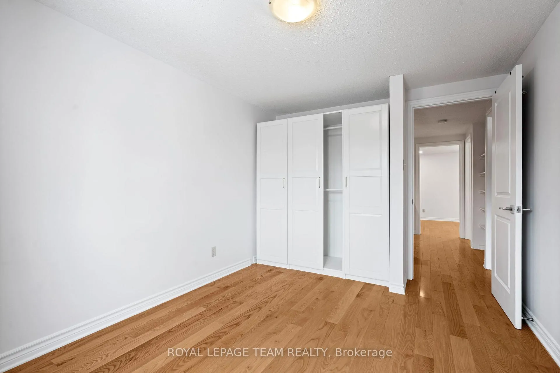 Photo 26 of 2534 Southvale Crescent, Ottawa, Sheffield Glen/Industrial Park — HOMEH