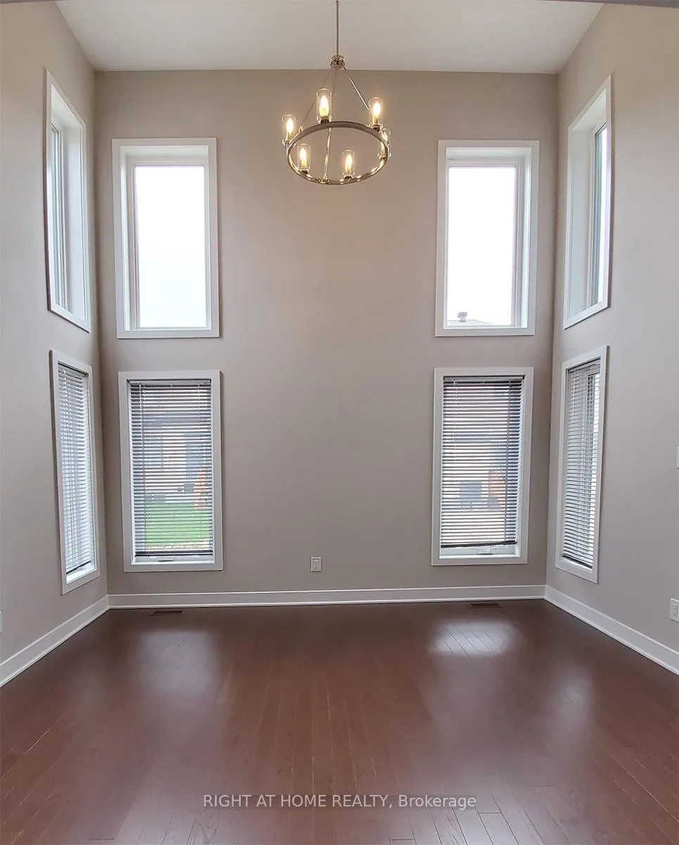 Photo 2 of 733 Twist Way, Ottawa, Kanata - Emerald Meadows/Trailwest — HOMEH
