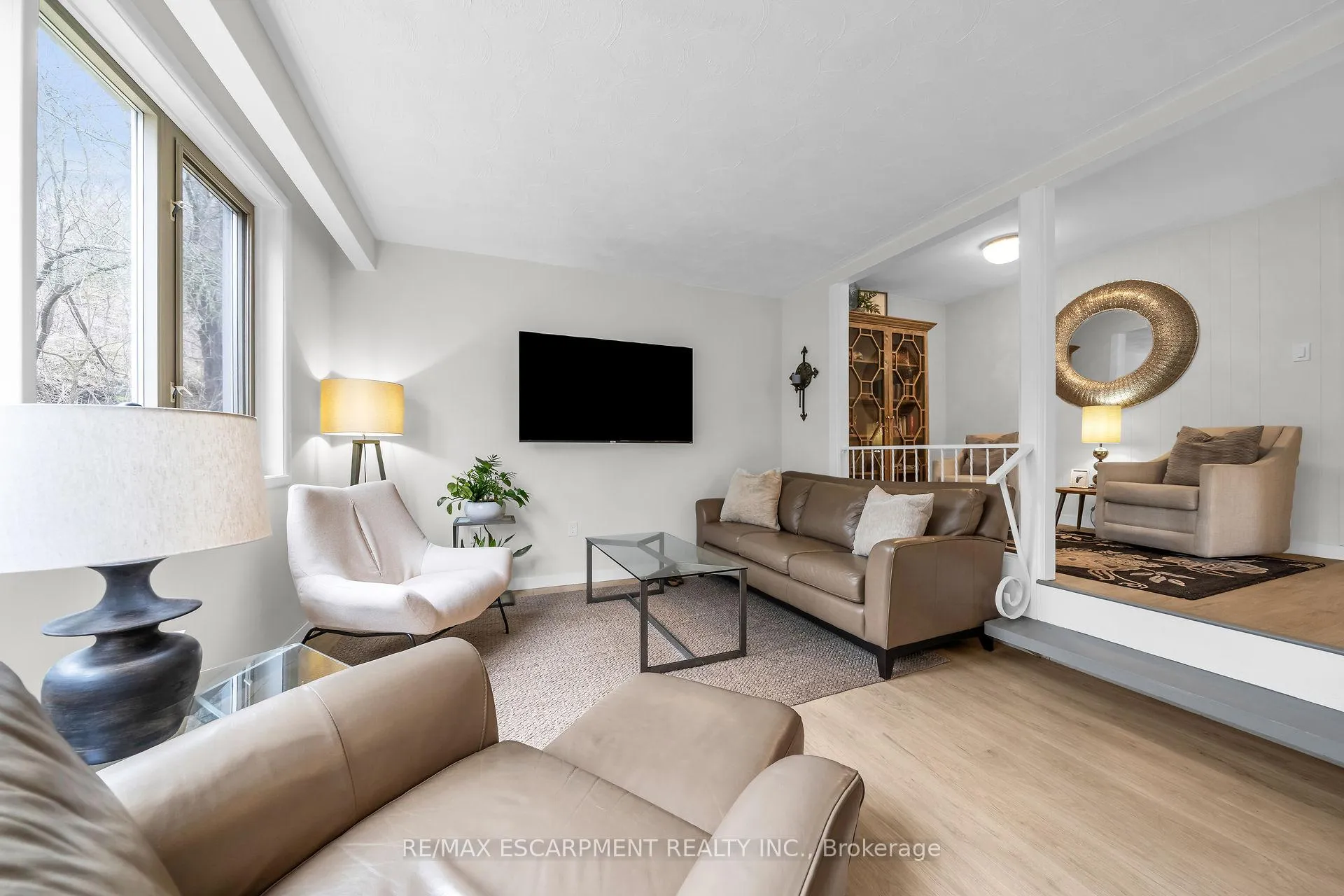 Photo 6 of 616 Mill Street S, Hamilton, Ancaster — HOMEH