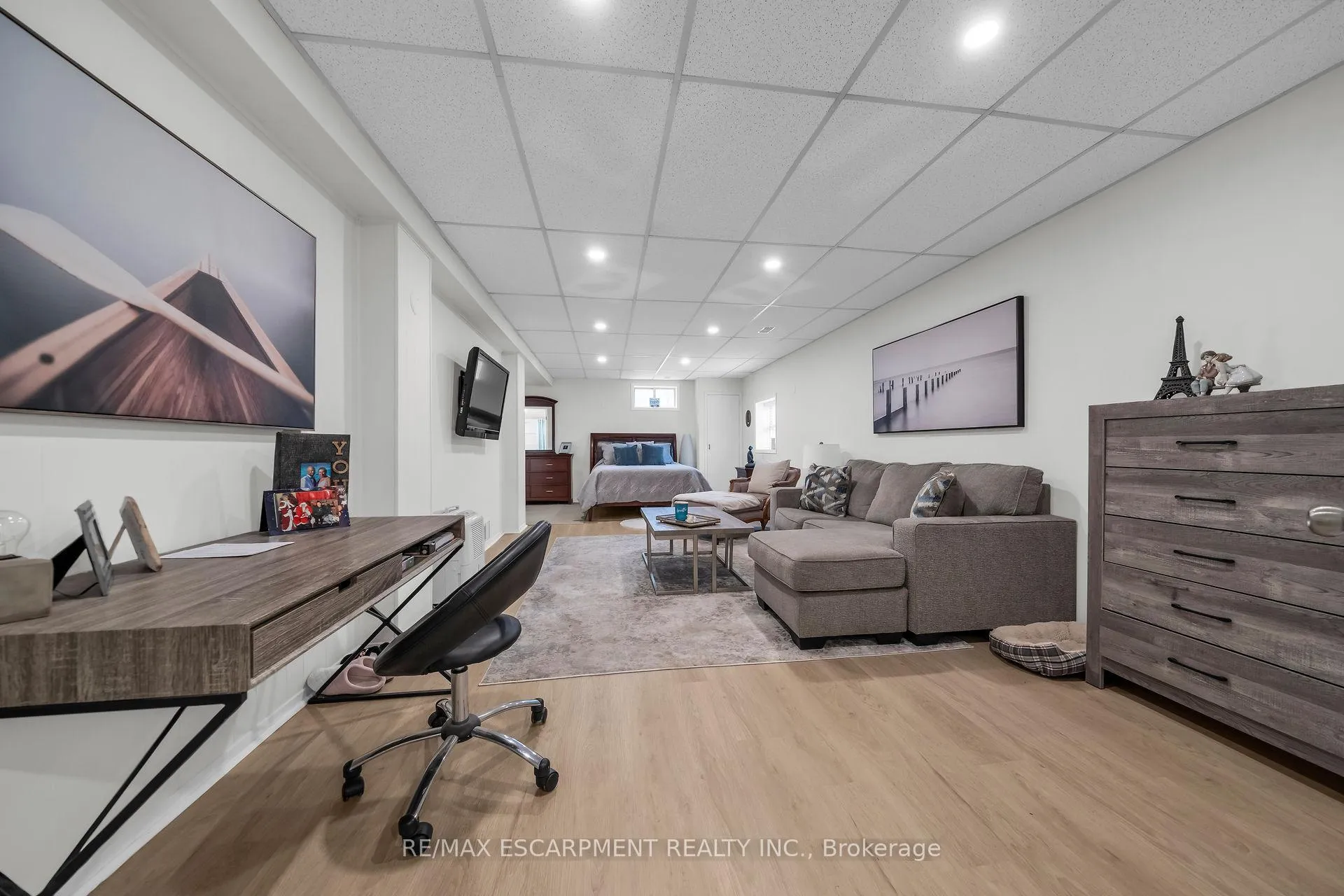 Photo 16 of 616 Mill Street S, Hamilton, Ancaster — HOMEH