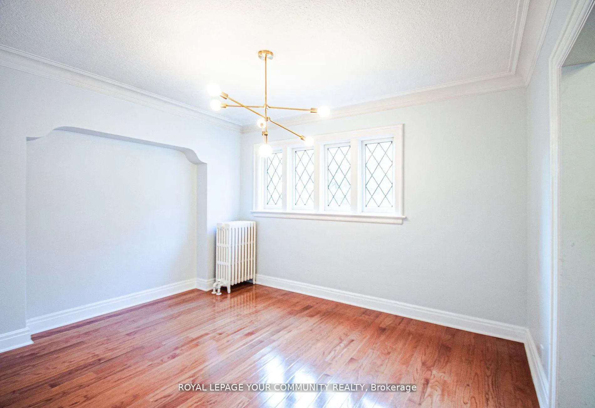 Photo 6 of 5 Crestview Road, Toronto, Lawrence Park South — HOMEH