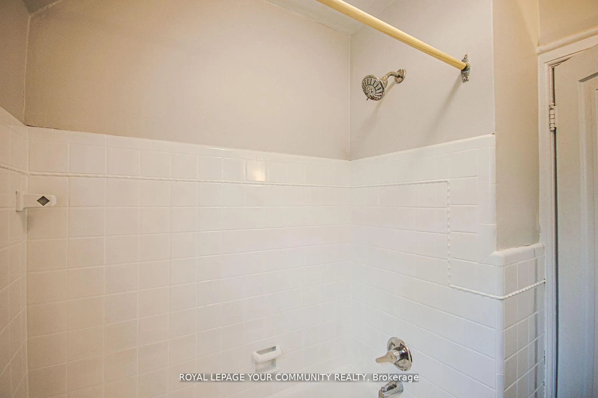 Photo 17 of 5 Crestview Road, Toronto, Lawrence Park South — HOMEH