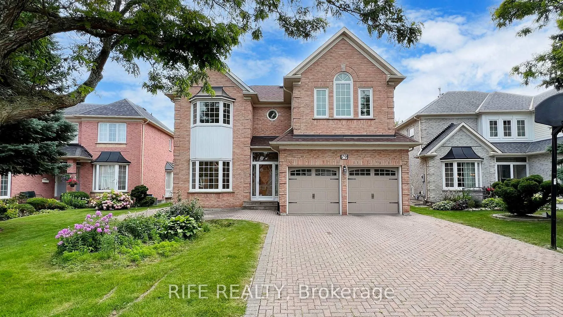 Photo 1 of 79 Fawnbrook Circle, Markham, Markville — HOMEH