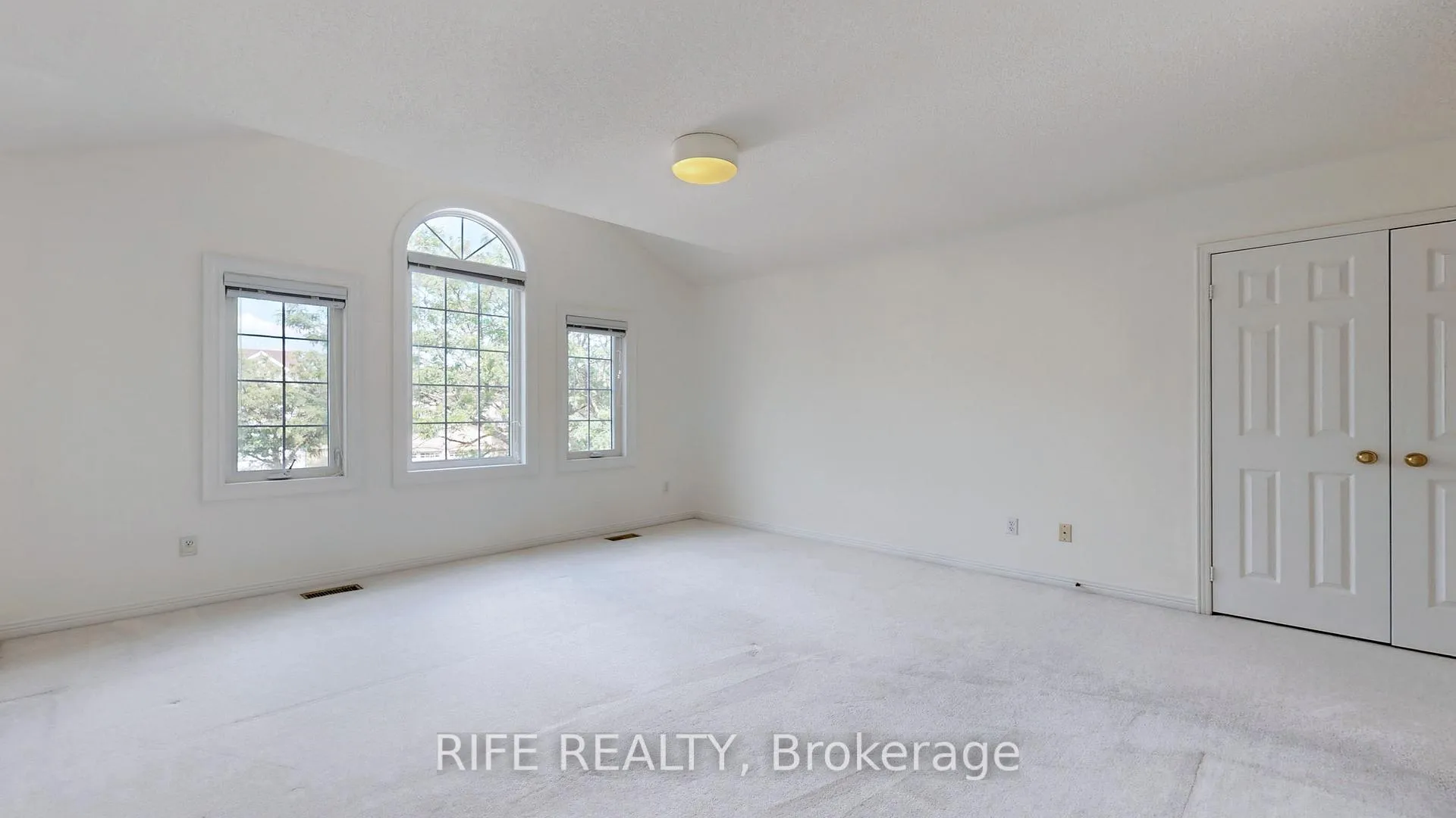 Photo 30 of 79 Fawnbrook Circle, Markham, Markville — HOMEH