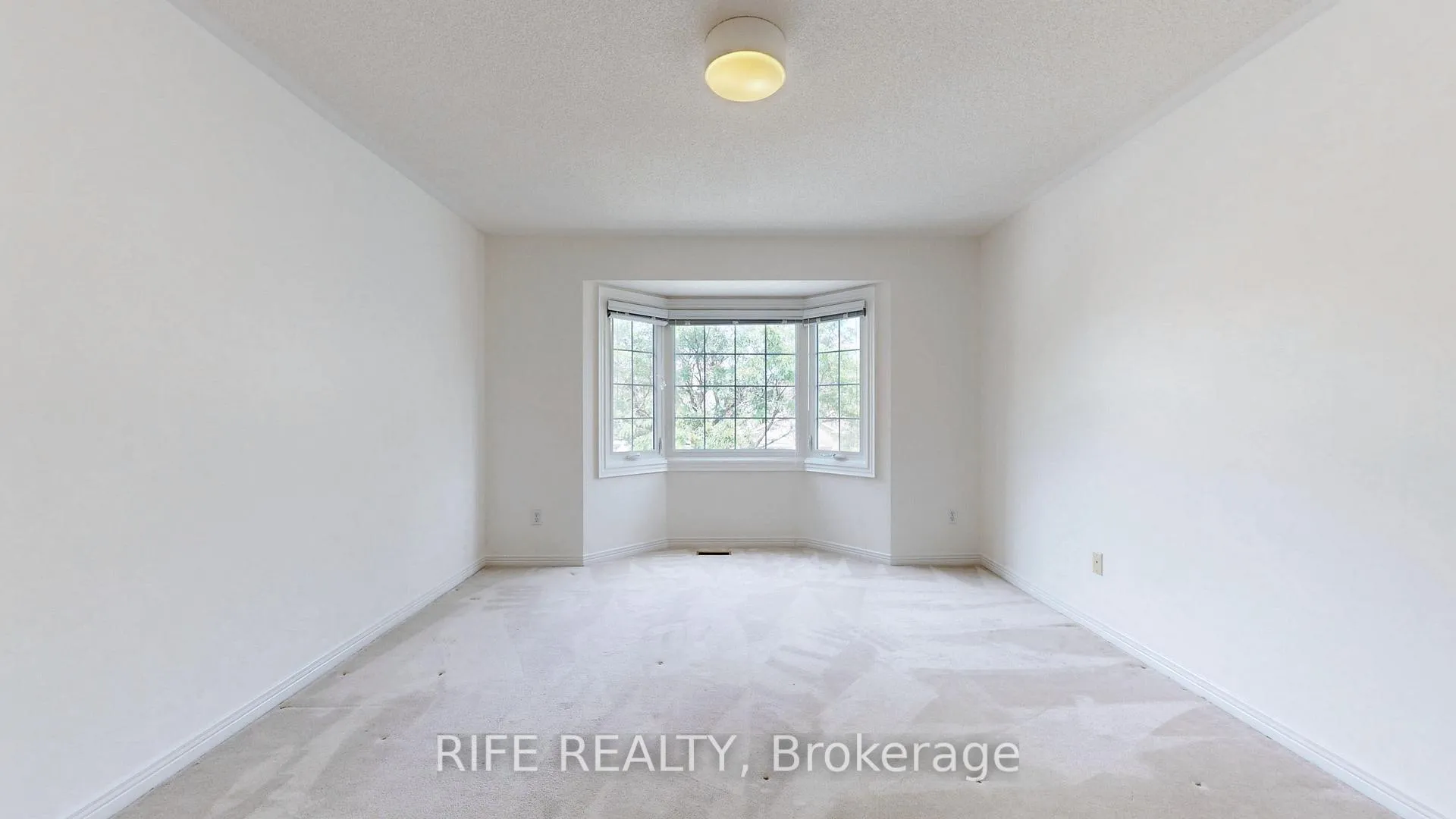 Photo 34 of 79 Fawnbrook Circle, Markham, Markville — HOMEH