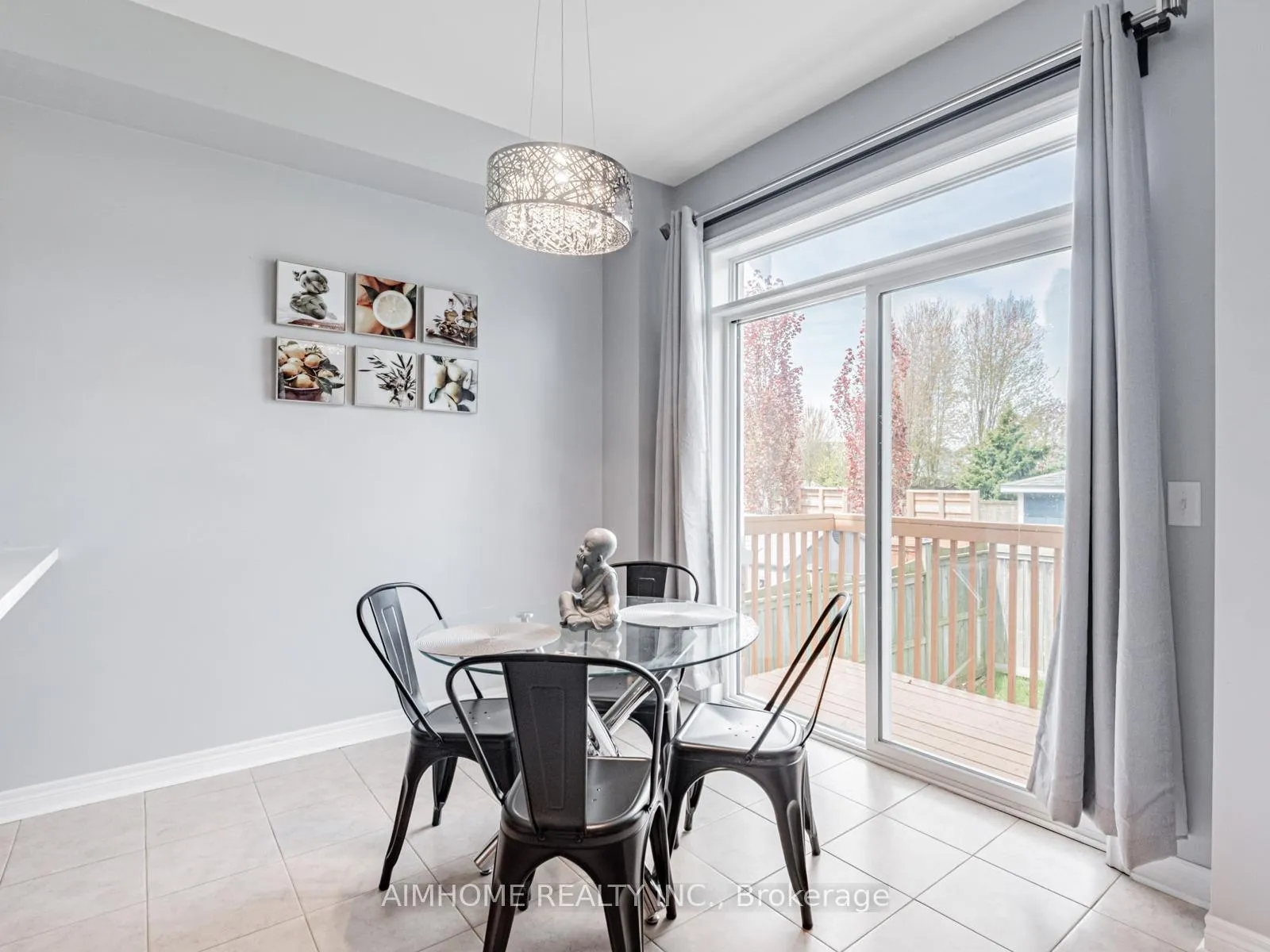 Photo 13 of 93 James Govan Drive, Whitby, Port Whitby — HOMEH