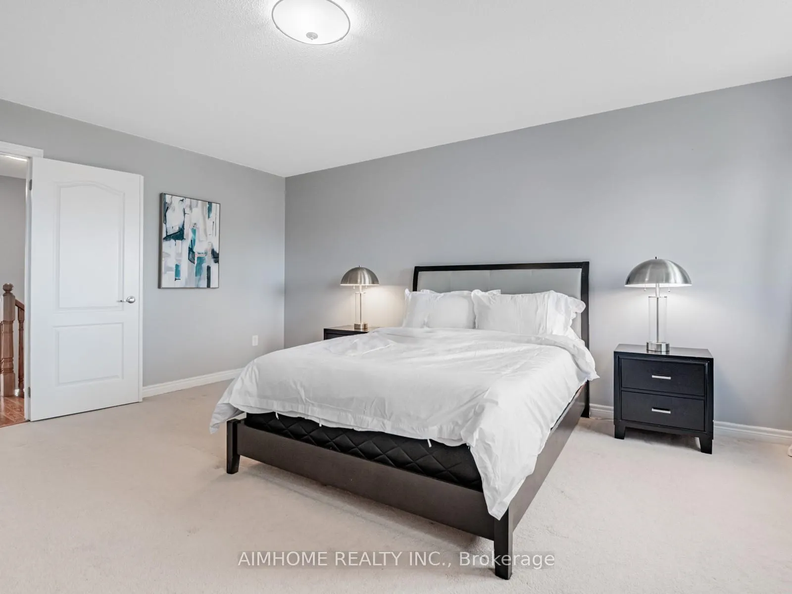 Photo 20 of 93 James Govan Drive, Whitby, Port Whitby — HOMEH