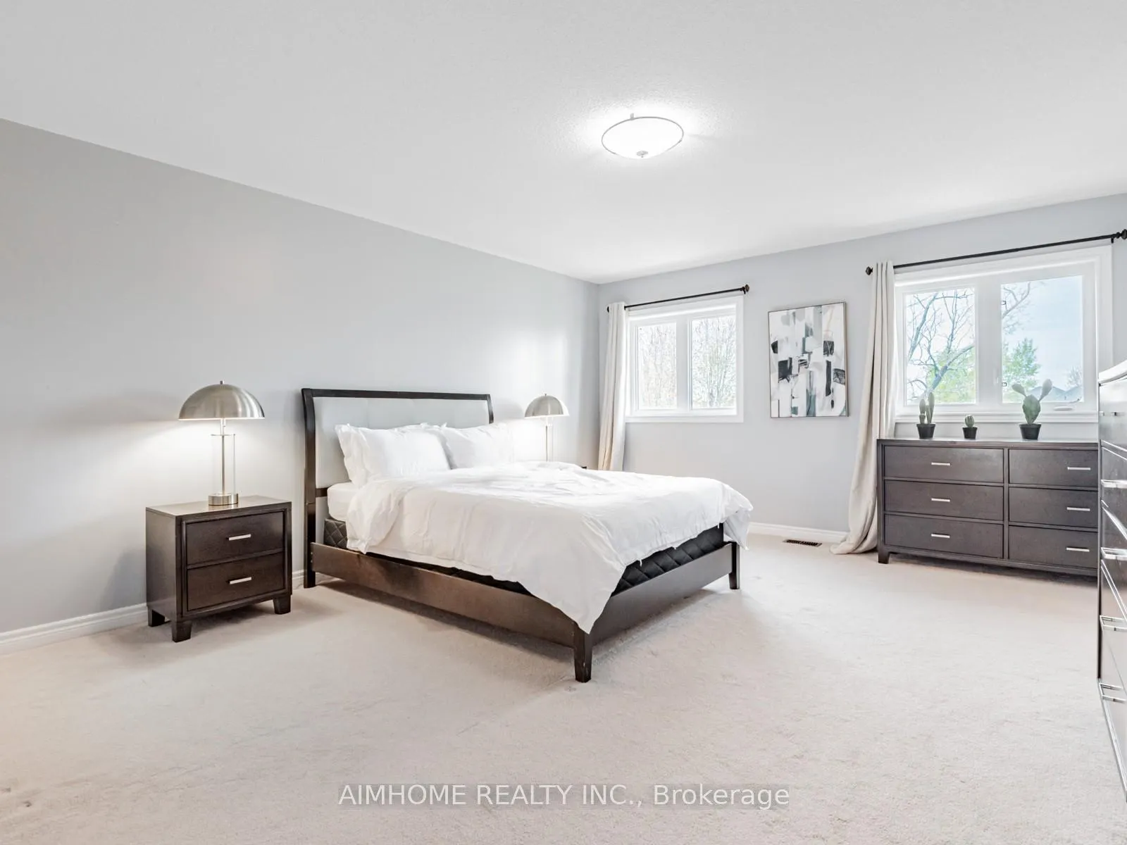 Photo 21 of 93 James Govan Drive, Whitby, Port Whitby — HOMEH