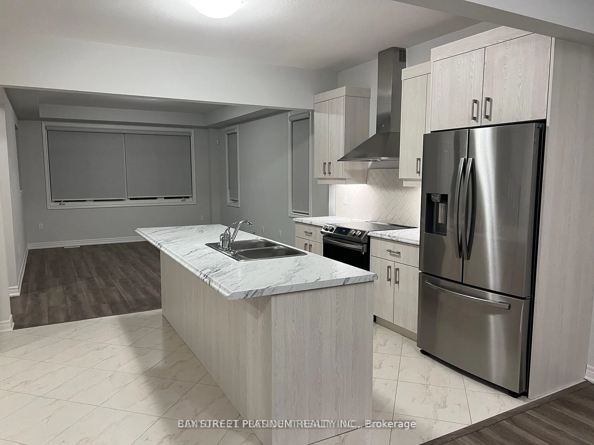 Photo 8 of 66 Summersides Boulevard, Pelham, Fonthill — HOMEH