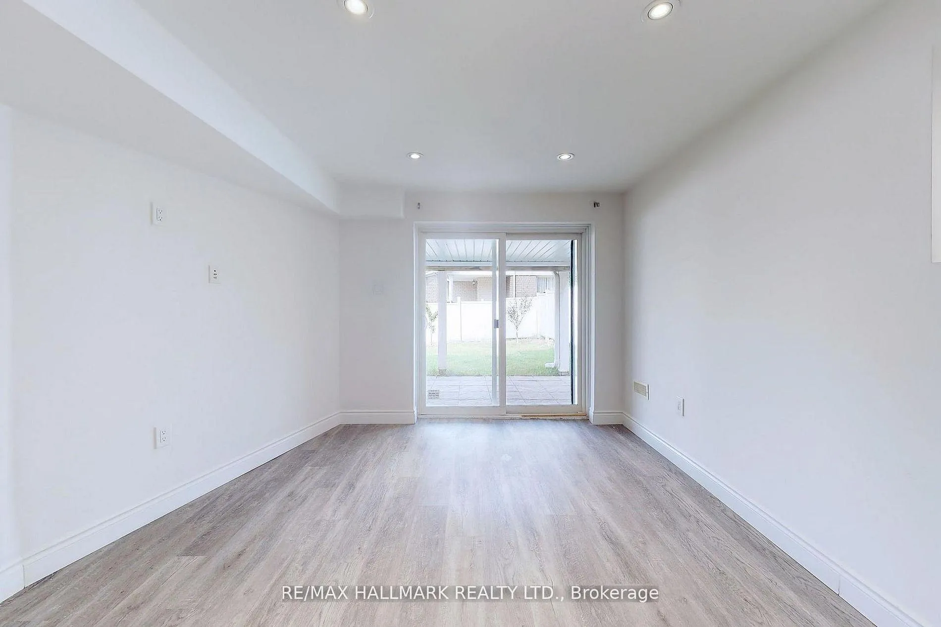Photo 8 of Unit BSMT, 1052 Eagle Ridge Drive, Oshawa, Taunton — HOMEH